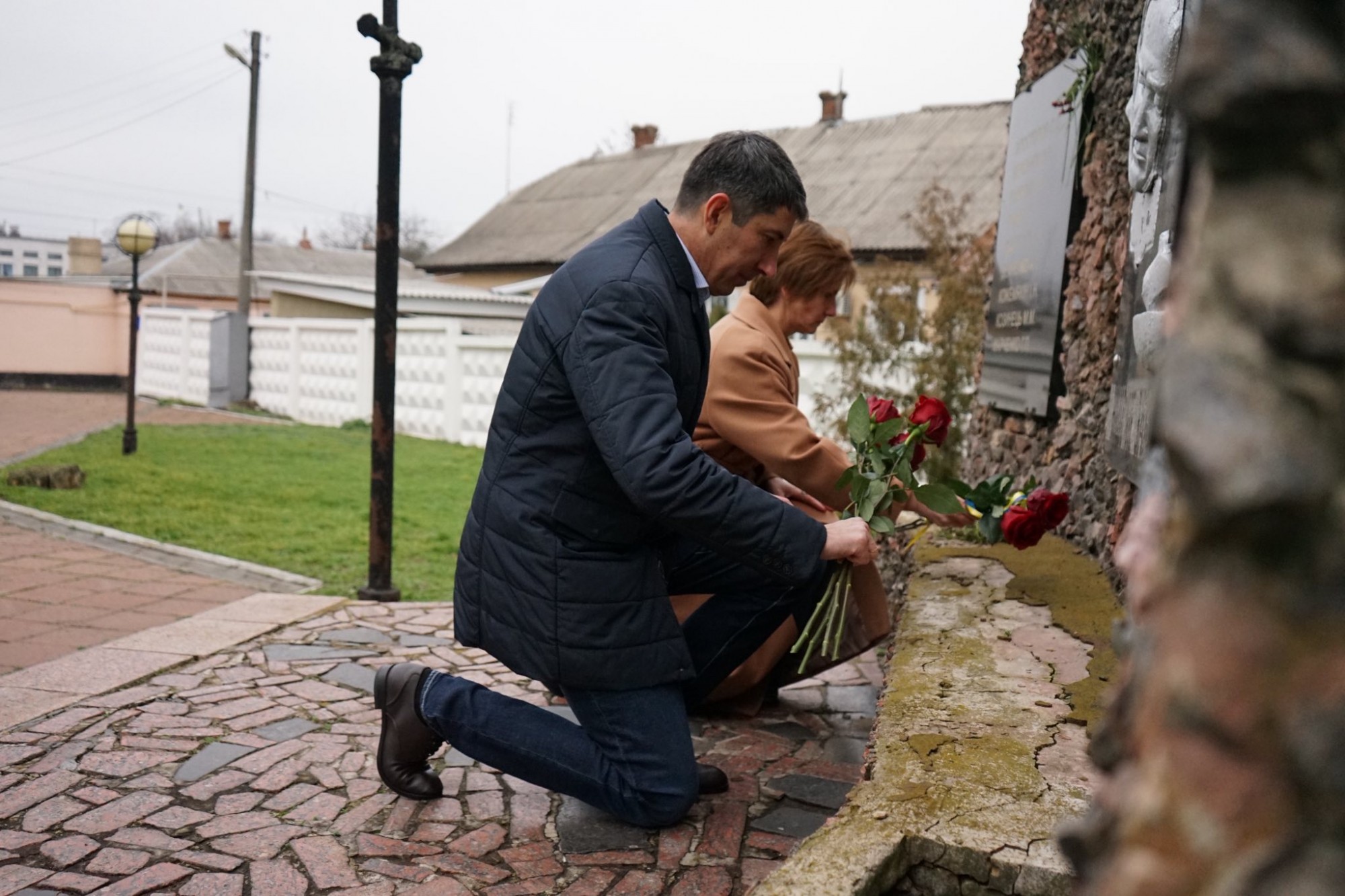 В Олександрійському районі вшанували річницю визволення від нацистських загарбників В Олександрійському районі вшанували річницю визволення від нацистських загарбників