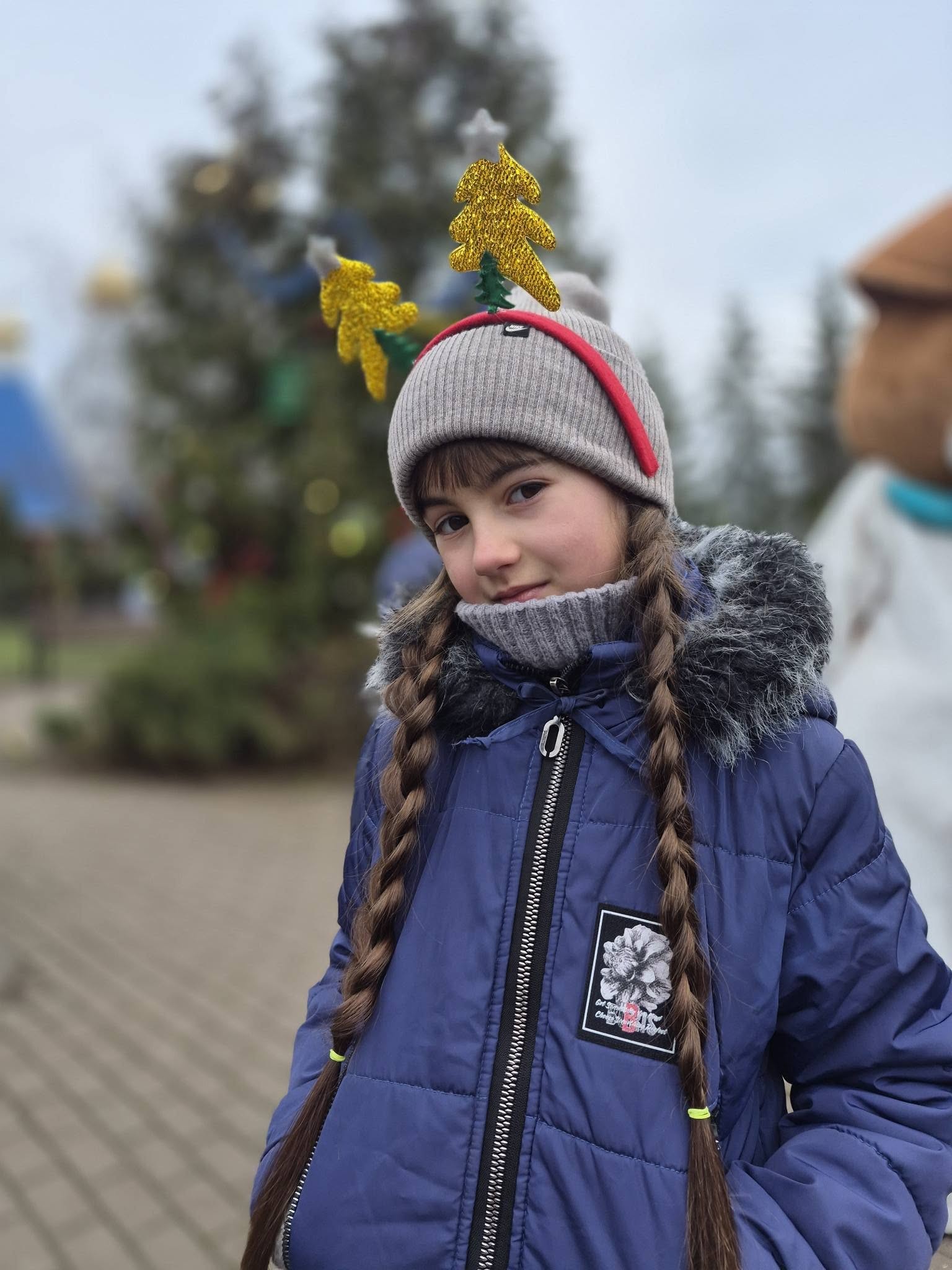 В Олександрівці прикрасили «Ялинку Перемоги» В Олександрівці прикрасили «Ялинку Перемоги»