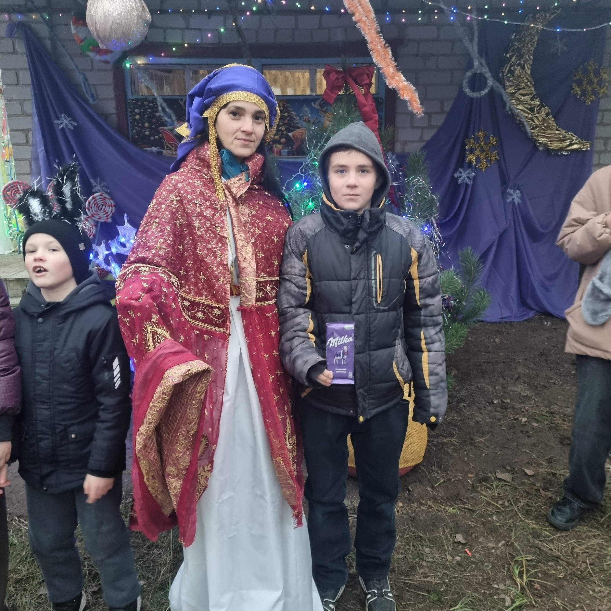 «Святий Миколай у Нагірне завітай!» — свято просто неба подарувало казку дітям