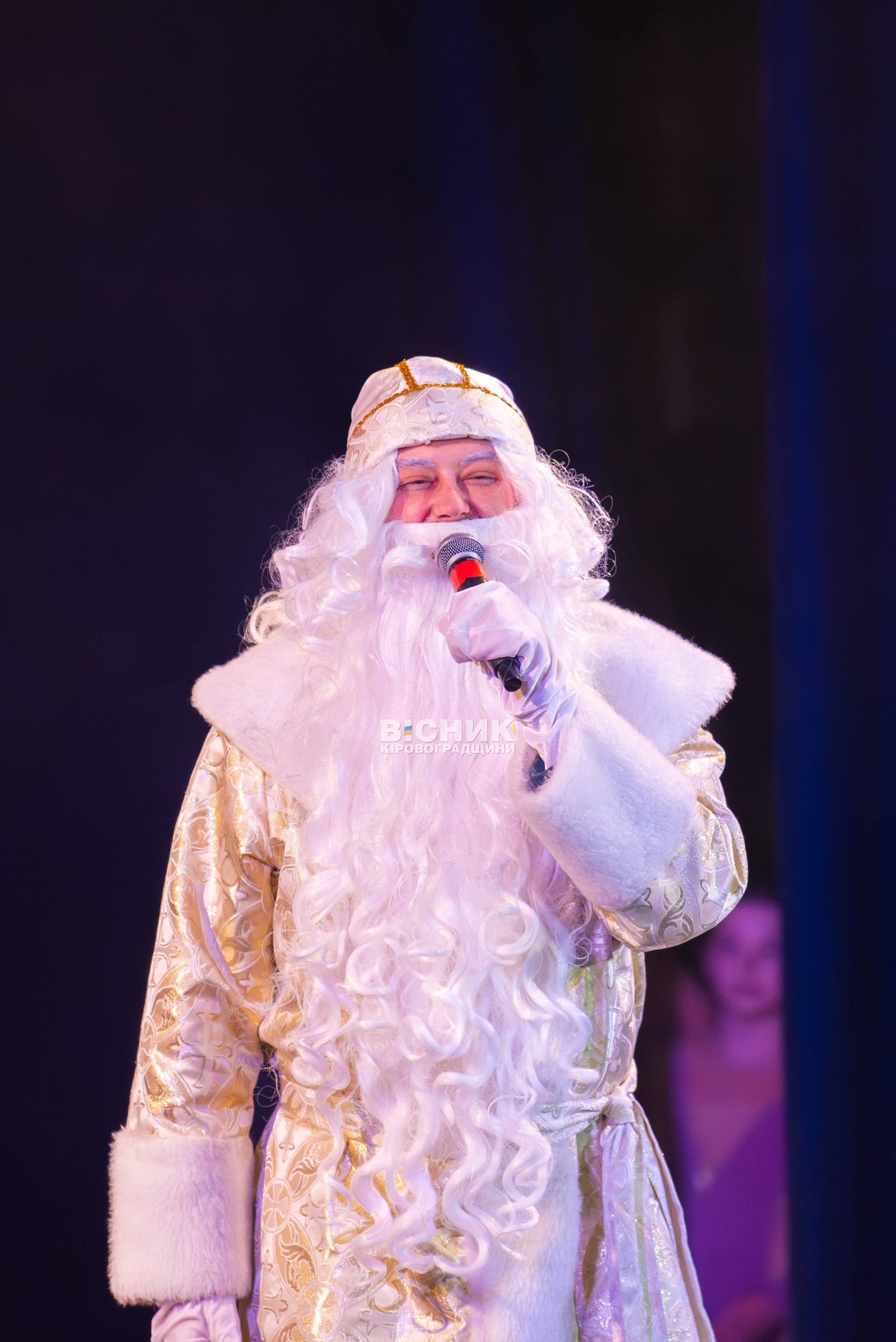 Миколай завітав до філармонії: у Кропивницькому відбувся святковий концерт для дітей Миколай завітав до філармонії: у Кропивницькому відбувся святковий концерт для дітей