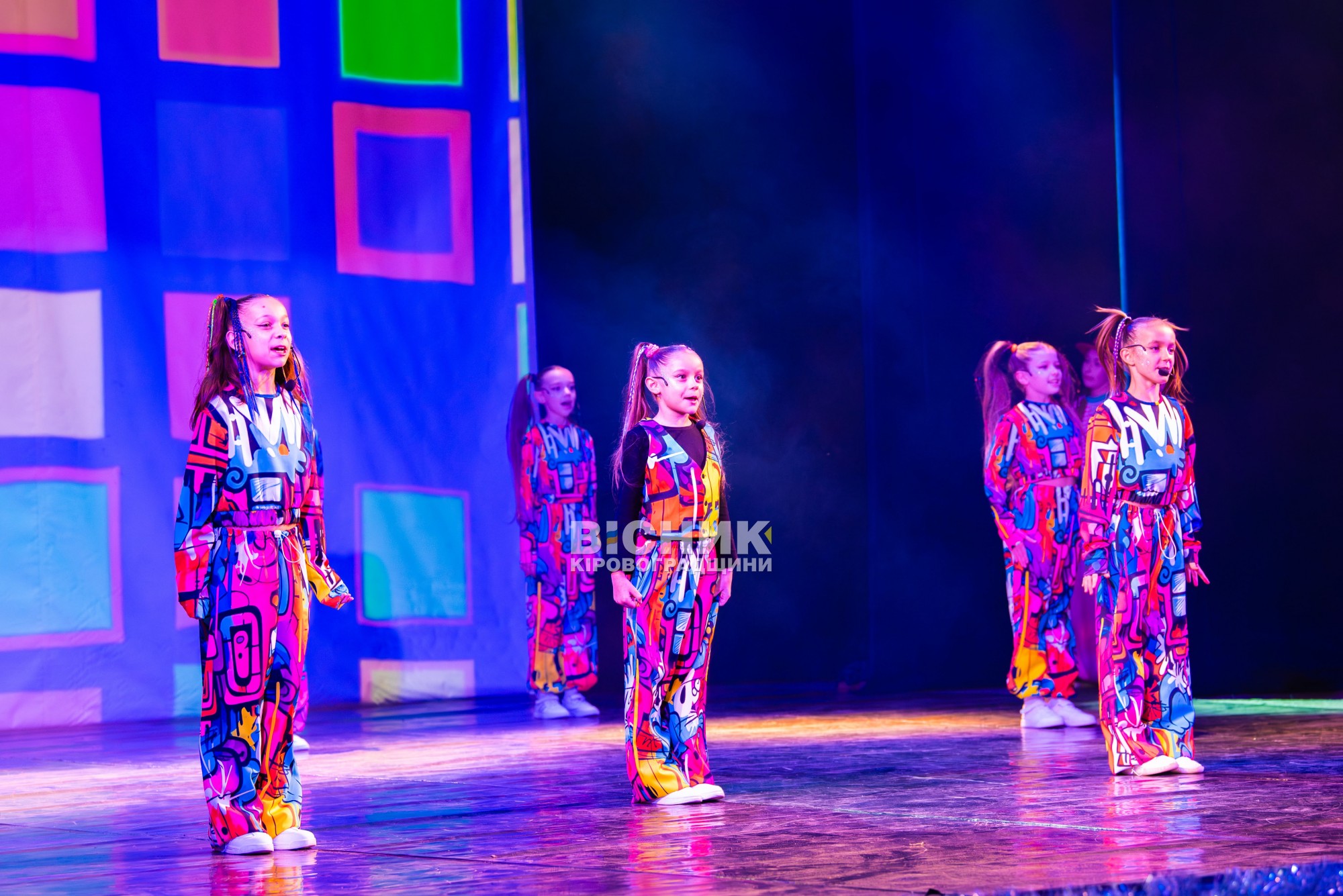 Миколай завітав до філармонії: у Кропивницькому відбувся святковий концерт для дітей Миколай завітав до філармонії: у Кропивницькому відбувся святковий концерт для дітей