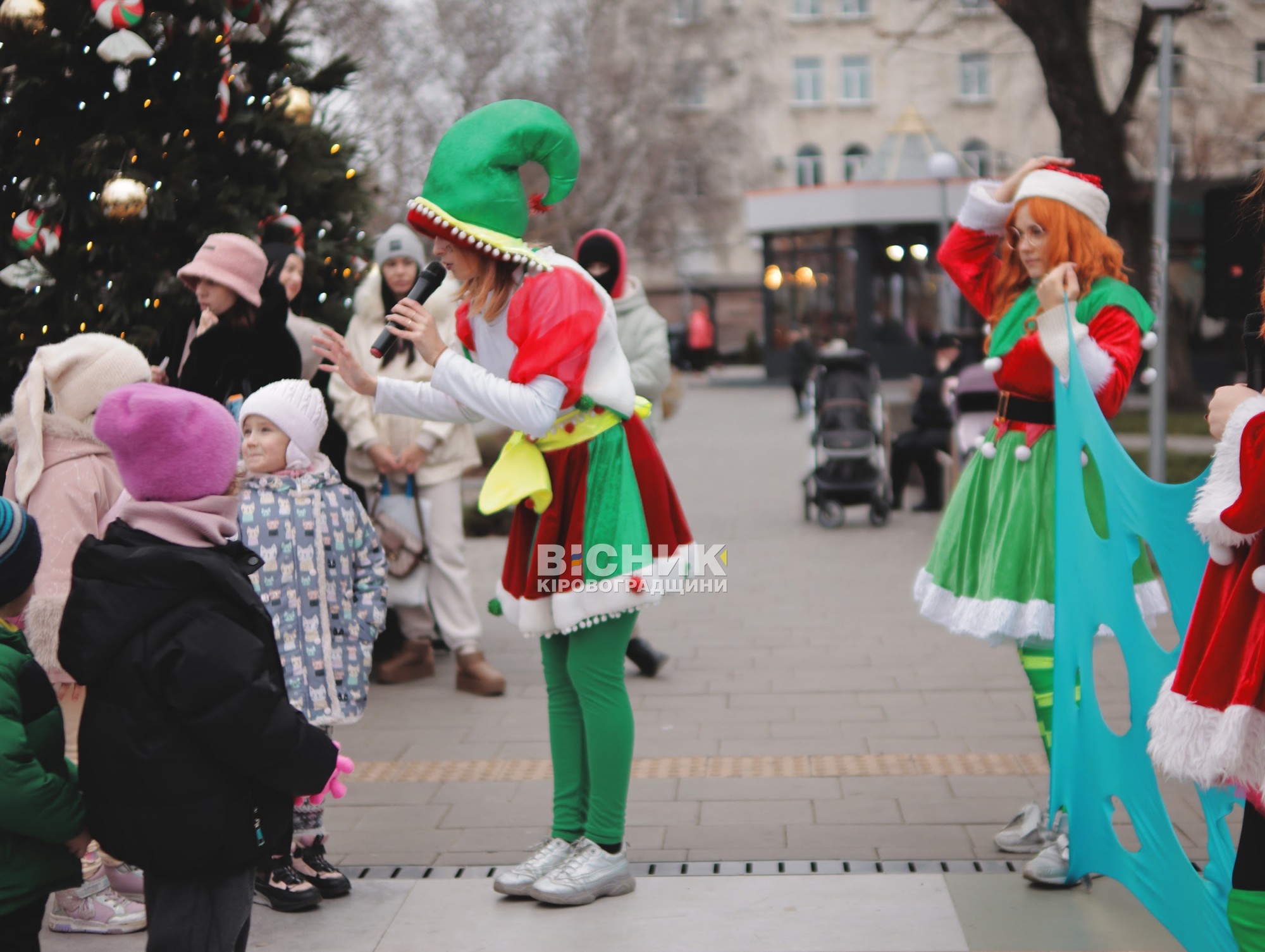 У Кропивницькому провели святкову програму для дітей до Дня Святого Миколая У Кропивницькому провели святкову програму для дітей до Дня Святого Миколая