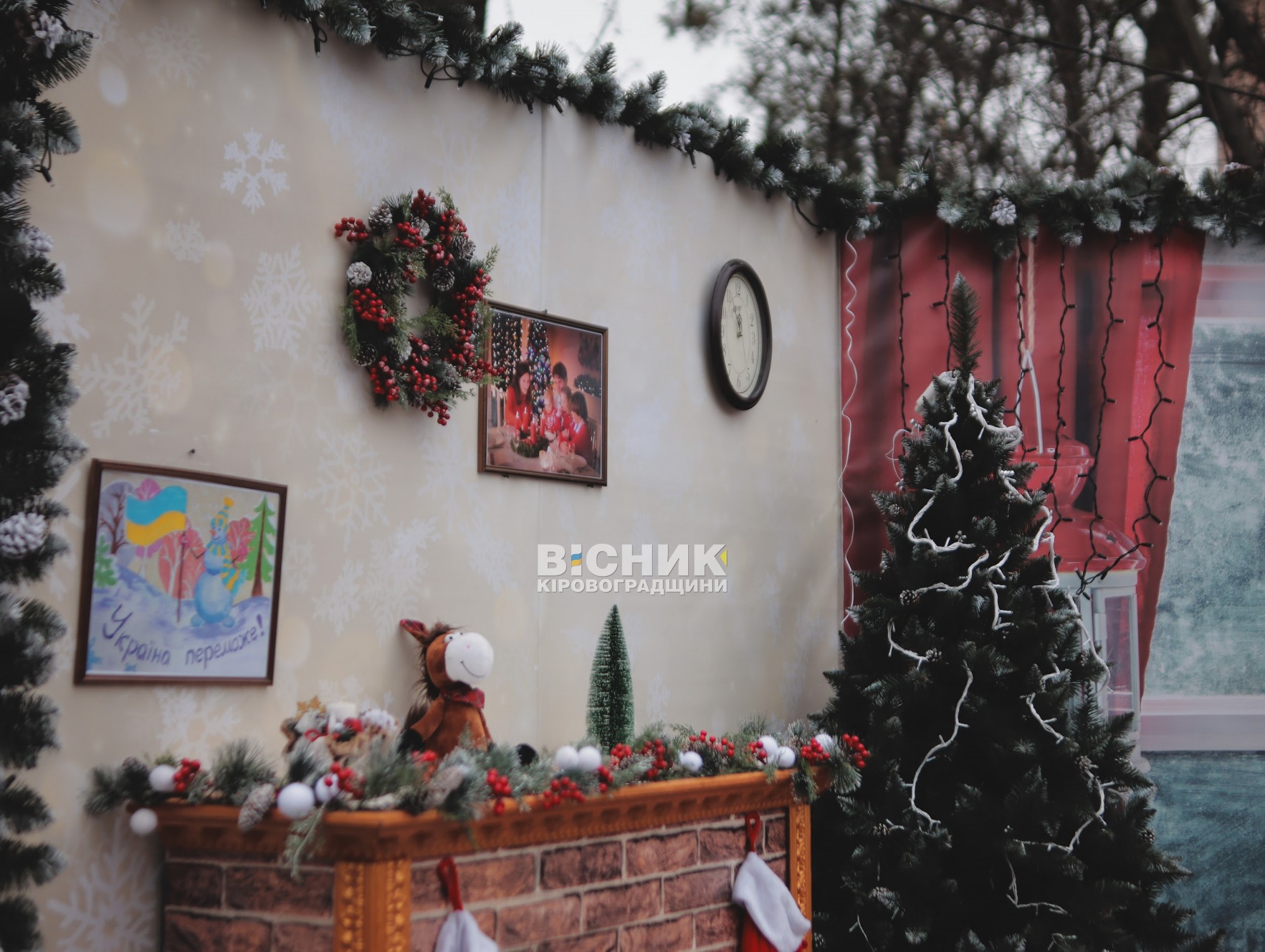 У Кропивницькому провели святкову програму для дітей до Дня Святого Миколая У Кропивницькому провели святкову програму для дітей до Дня Святого Миколая