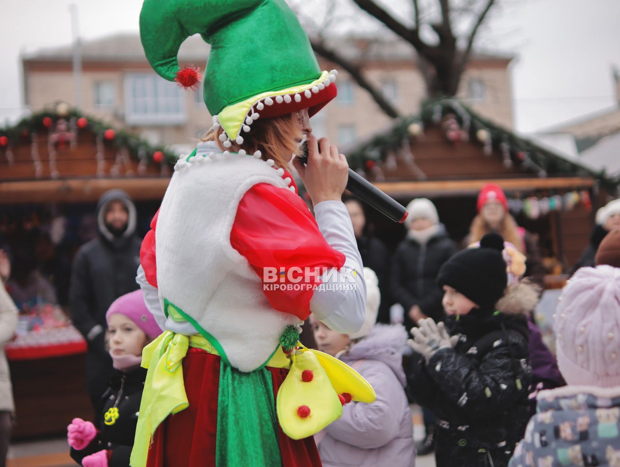 У Кропивницькому провели святкову програму для дітей до Дня Святого Миколая У Кропивницькому провели святкову програму для дітей до Дня Святого Миколая