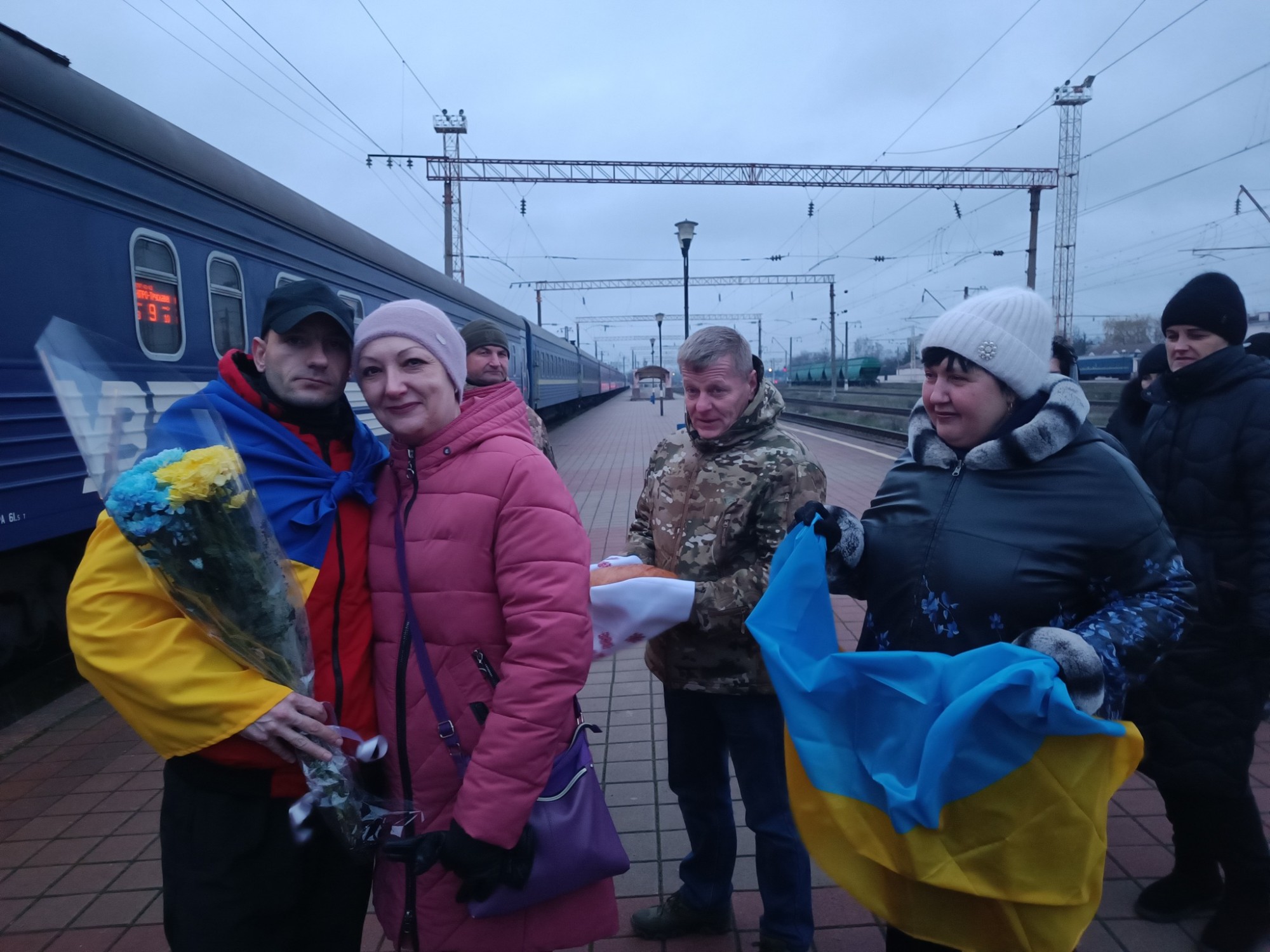 Знам’янська громада зустріла воїна, який пережив російський полон Знам’янська громада зустріла воїна, який пережив російський полон