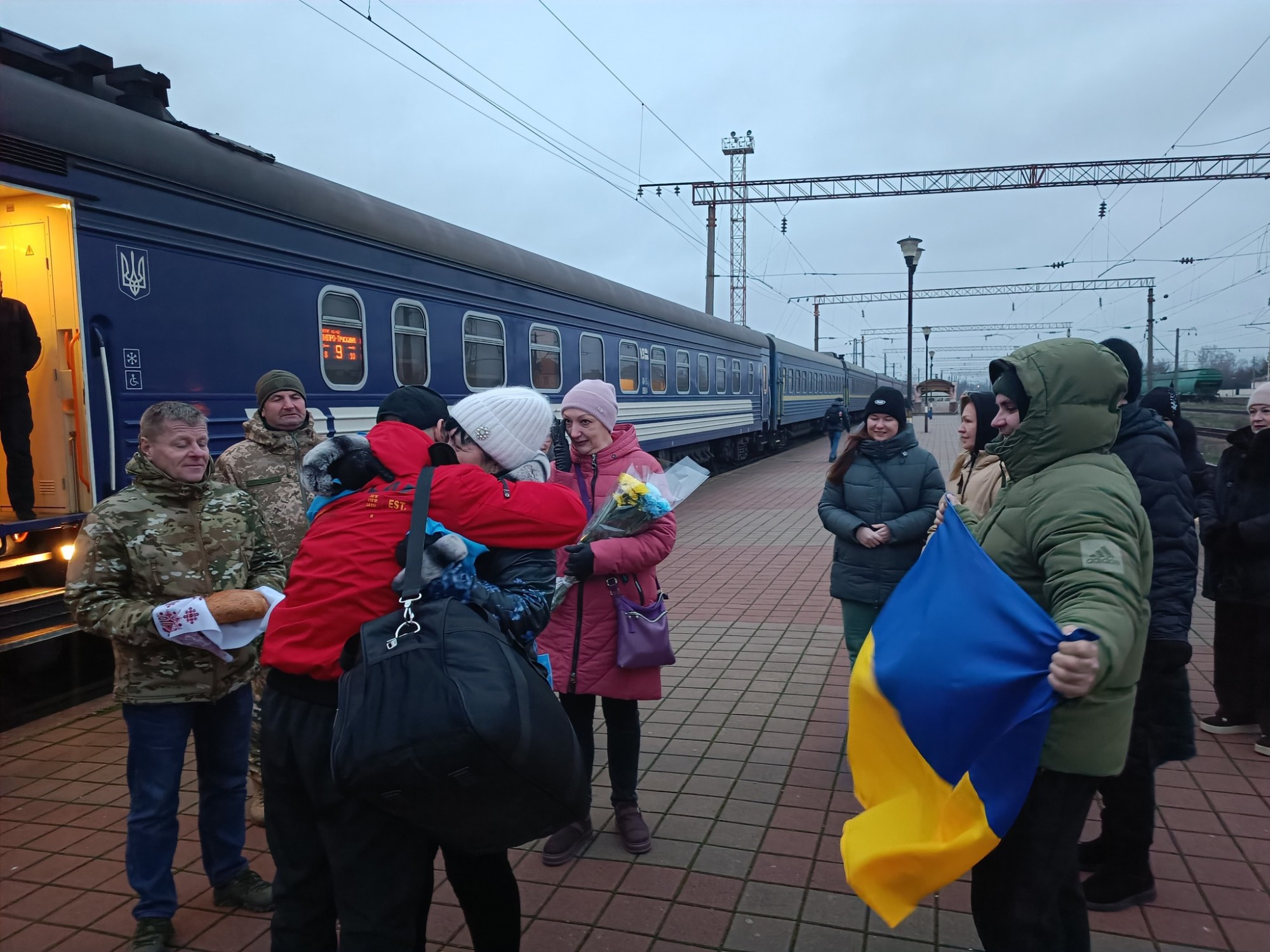 Знам’янська громада зустріла воїна, який пережив російський полон Знам’янська громада зустріла воїна, який пережив російський полон