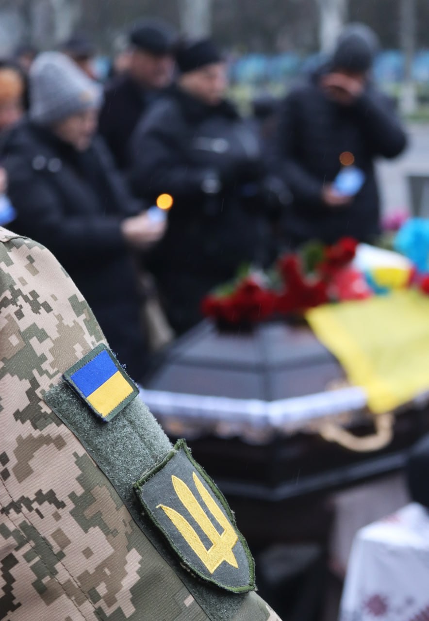 Світловодськ попрощався із загиблим захисником Михайлом Плахотним Світловодськ попрощався із загиблим захисником Михайлом Плахотним