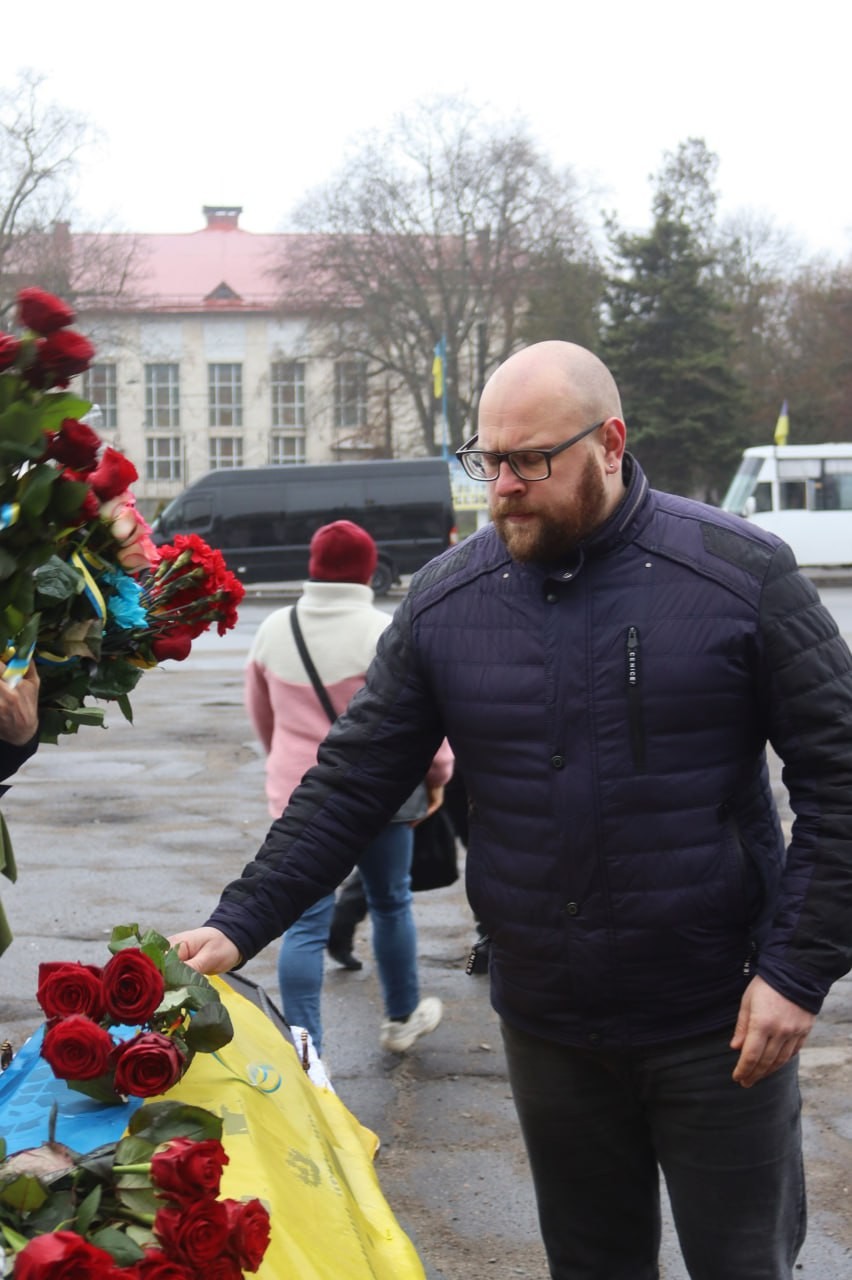Світловодськ попрощався із загиблим захисником Михайлом Плахотним Світловодськ попрощався із загиблим захисником Михайлом Плахотним
