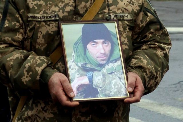 Світловодськ попрощався із загиблим захисником Михайлом Плахотним Світловодськ попрощався із загиблим захисником Михайлом Плахотним