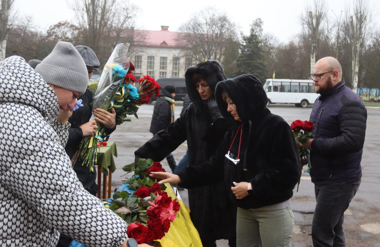 Світловодськ попрощався із загиблим захисником Михайлом Плахотним Світловодськ попрощався із загиблим захисником Михайлом Плахотним