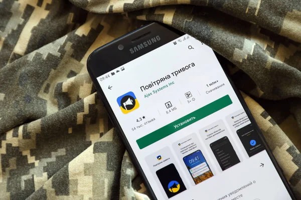 В Україні запрацювала система локальних повітряних тривог: що змінилося для громад і бізнесу В Україні запрацювала система локальних повітряних тривог: що змінилося для громад і бізнесу