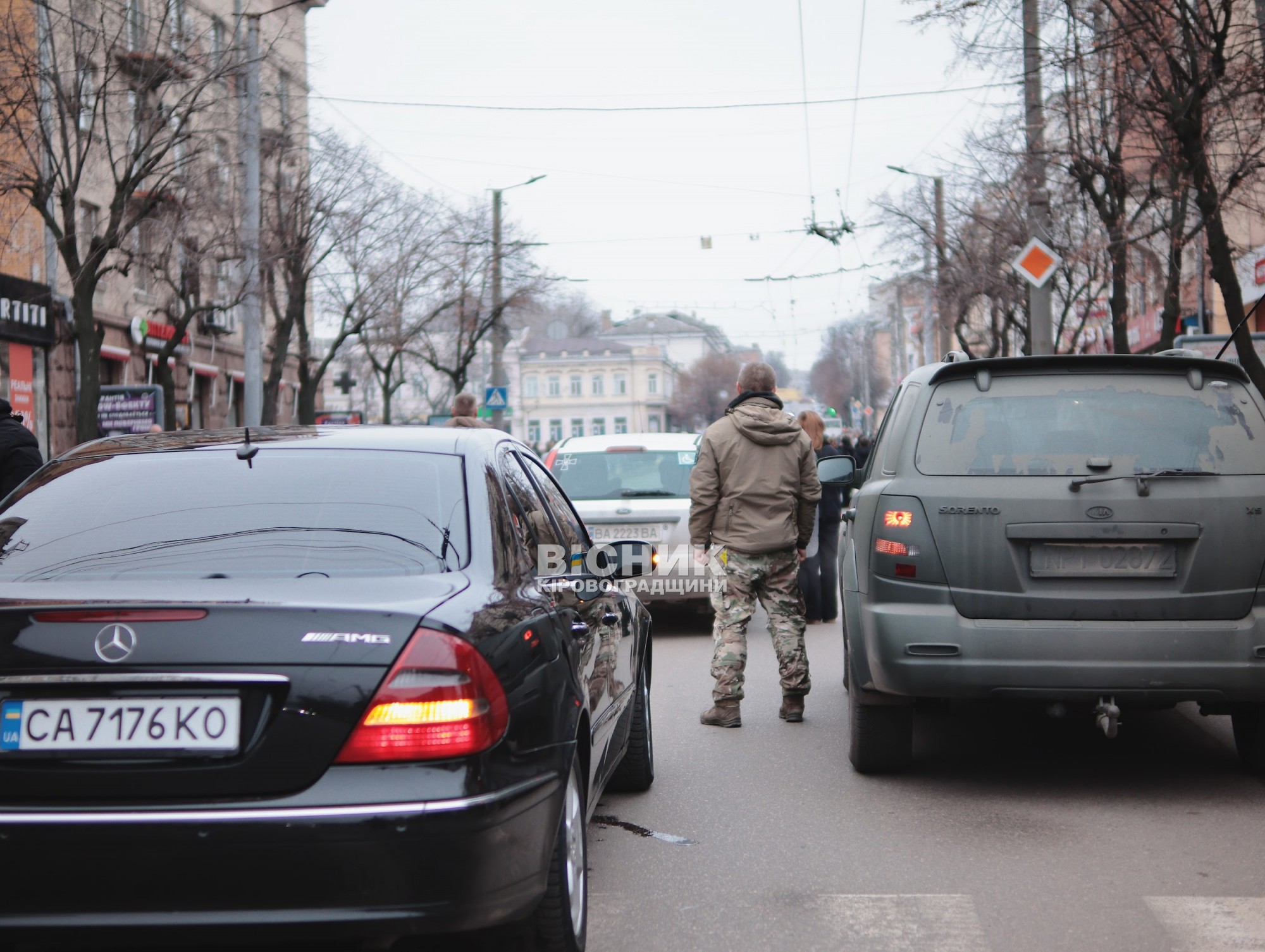 У Кропивницькому попрощалися з чотирма захисниками України У Кропивницькому попрощалися з чотирма захисниками України