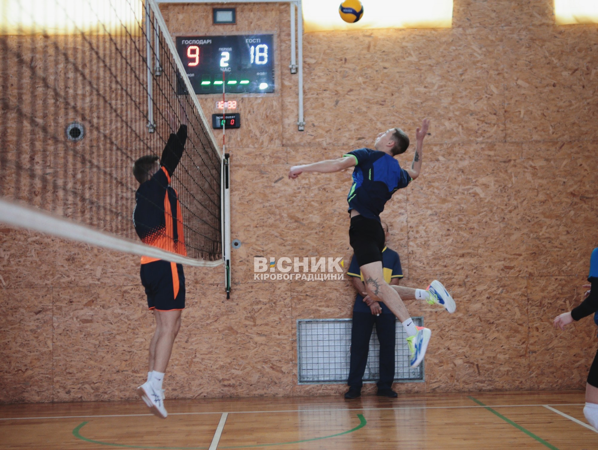 «Різдвяний турнір»: аматорський волейбольний марафон «Різдвяний турнір»: аматорський волейбольний марафон