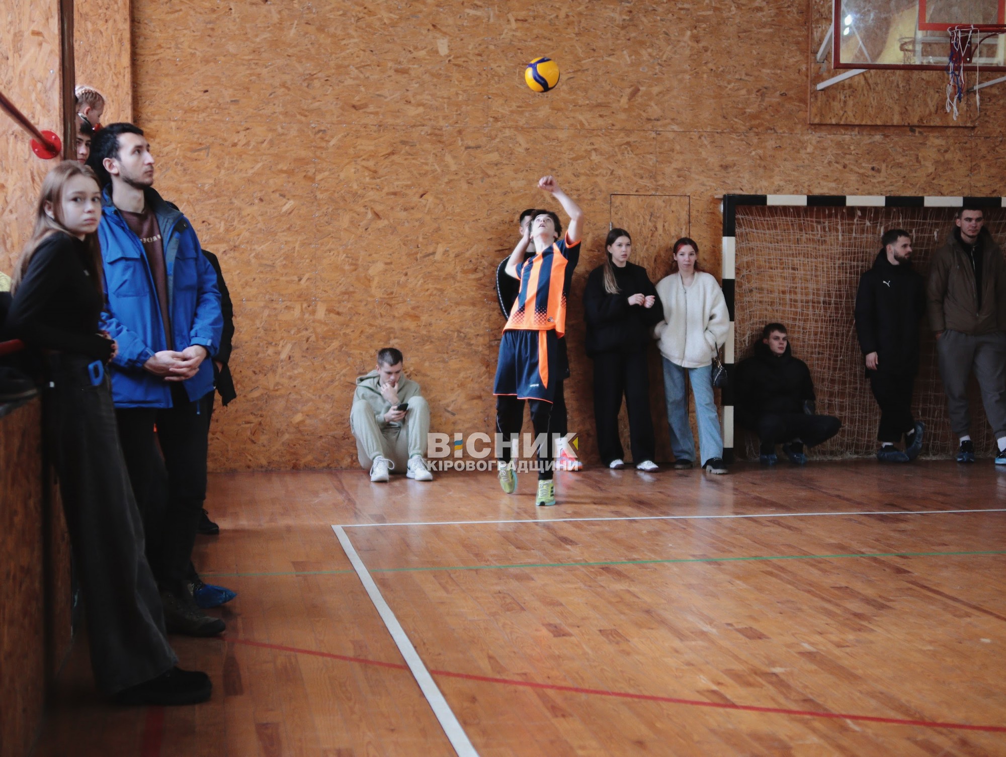 «Різдвяний турнір»: аматорський волейбольний марафон «Різдвяний турнір»: аматорський волейбольний марафон