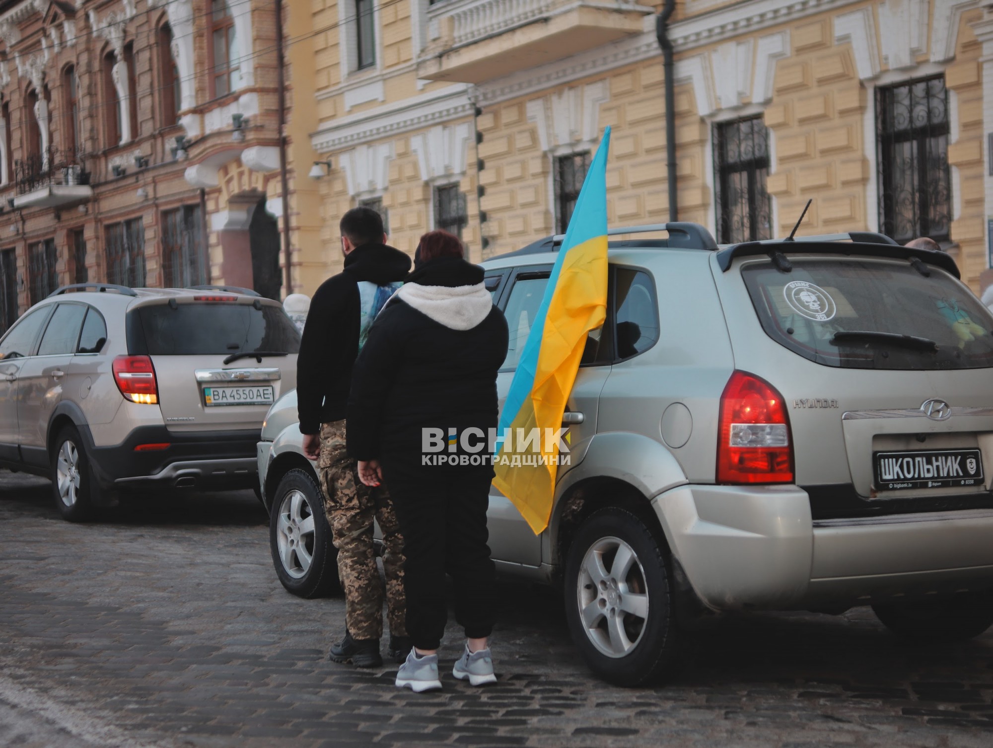 У центрі Кропивницького відбулася церемонія прощання з двома бійцями