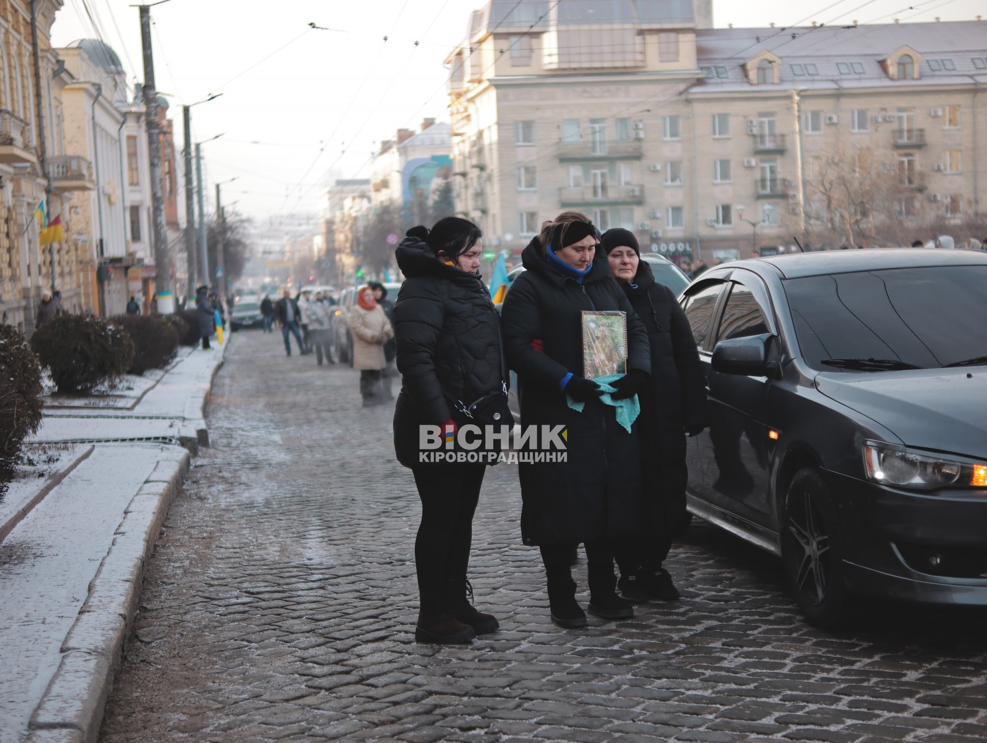 У центрі Кропивницького відбулася церемонія прощання з двома бійцями