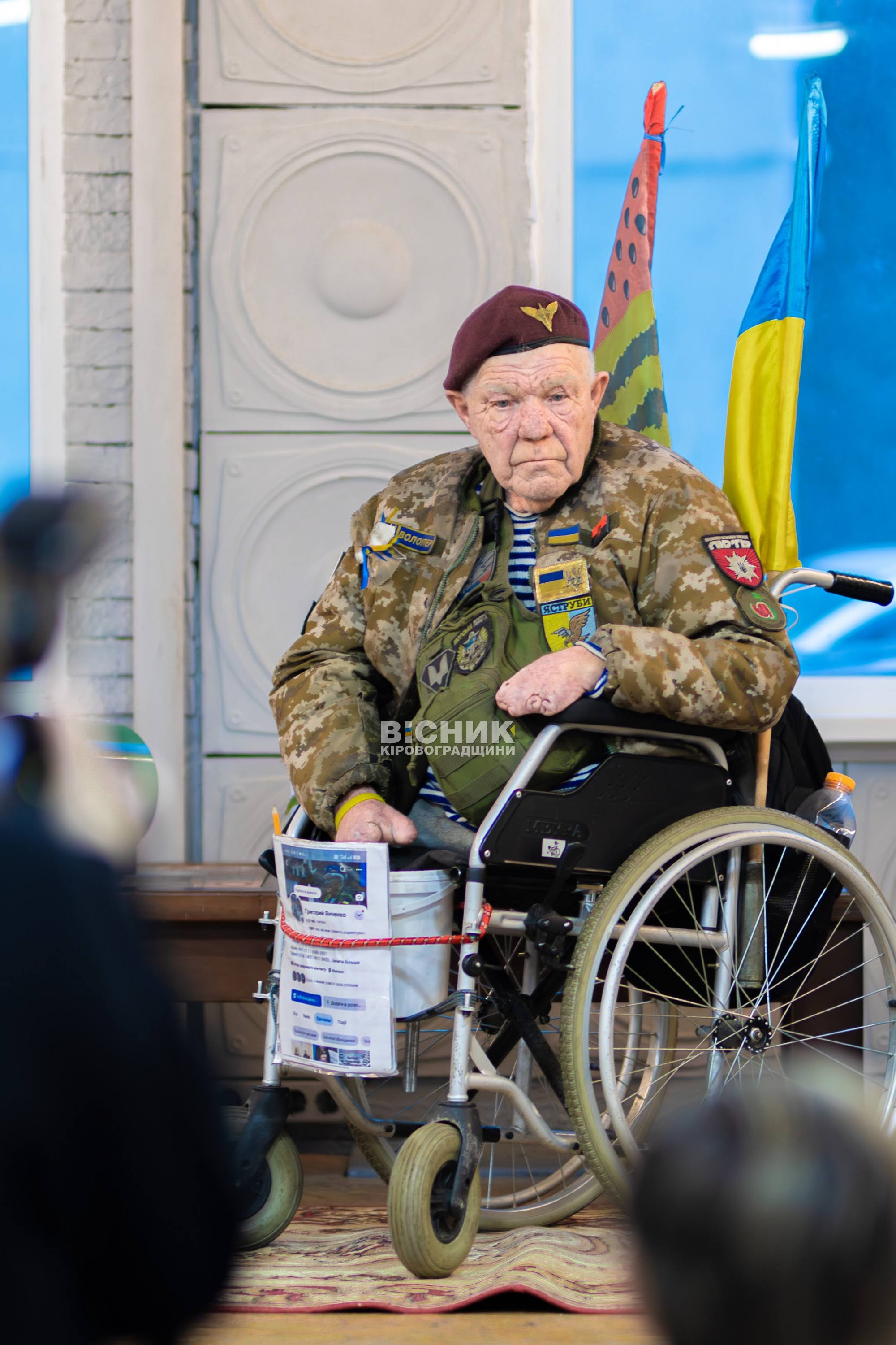 У Кропивницькому відбулася зустріч із волонтером Григорієм Янченком, відомим як Дядя Гріша