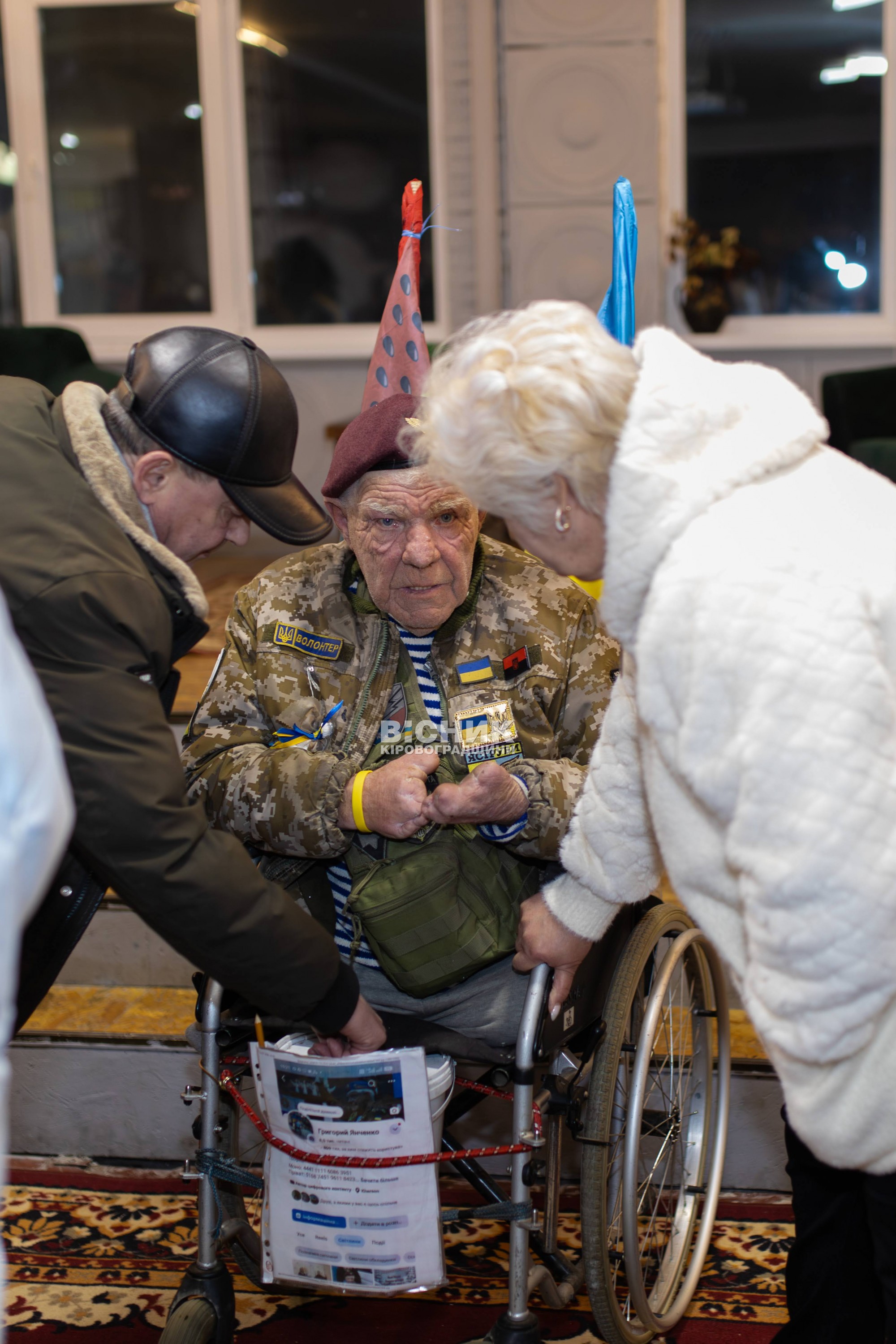 У Кропивницькому відбулася зустріч із волонтером Григорієм Янченком, відомим як Дядя Гріша