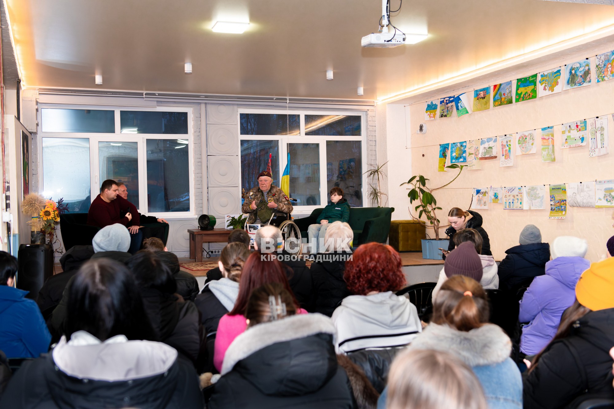 У Кропивницькому відбулася зустріч із волонтером Григорієм Янченком, відомим як Дядя Гріша