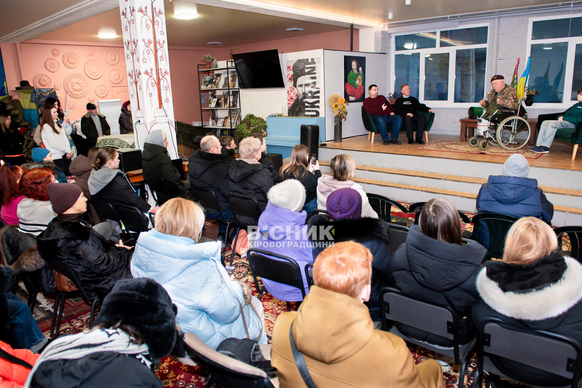 У Кропивницькому відбулася зустріч із волонтером Григорієм Янченком, відомим як Дядя Гріша