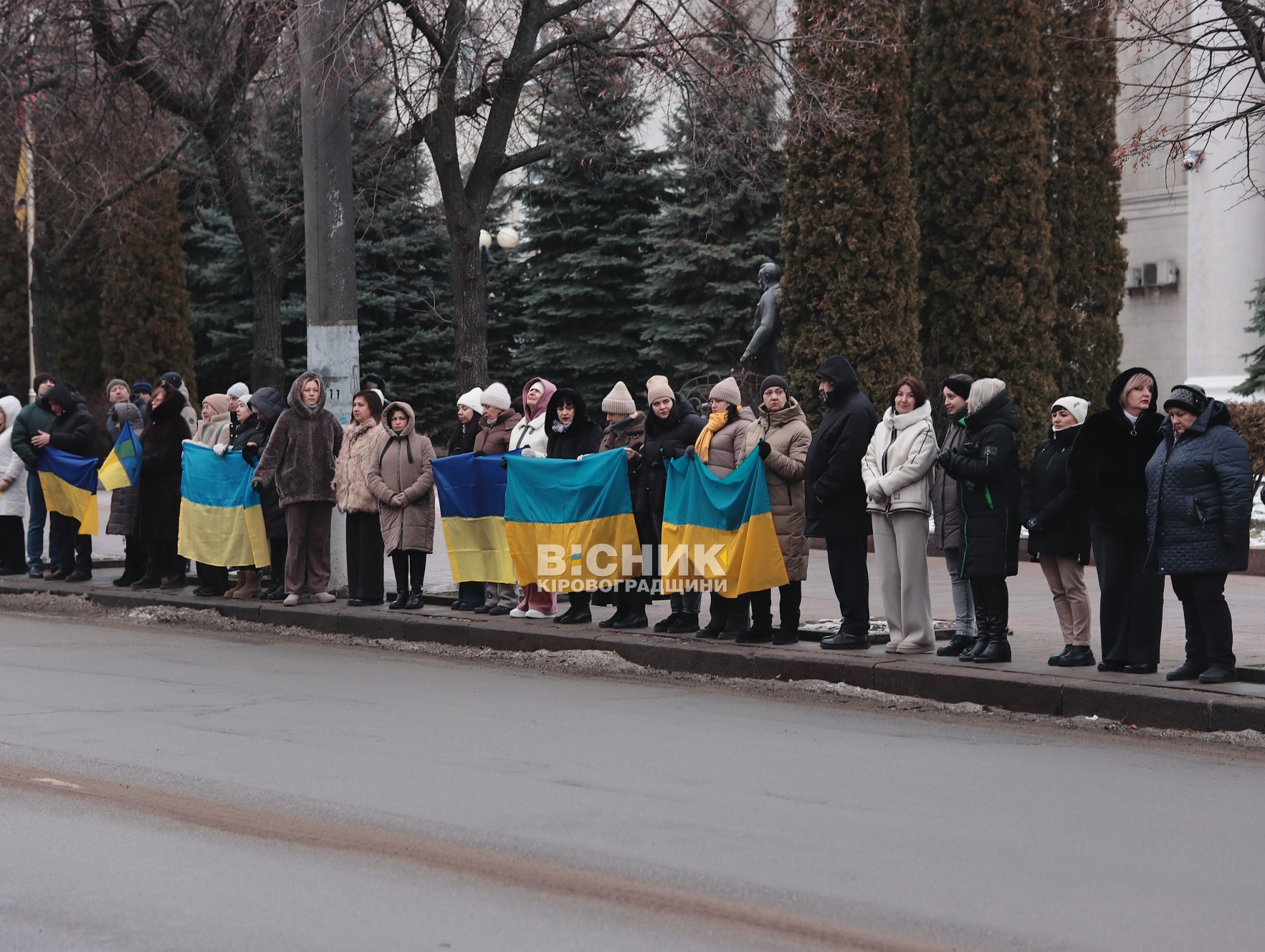 Кропивницький попрощався з п’ятьма захисниками України Кропивницький попрощався з п’ятьма захисниками України