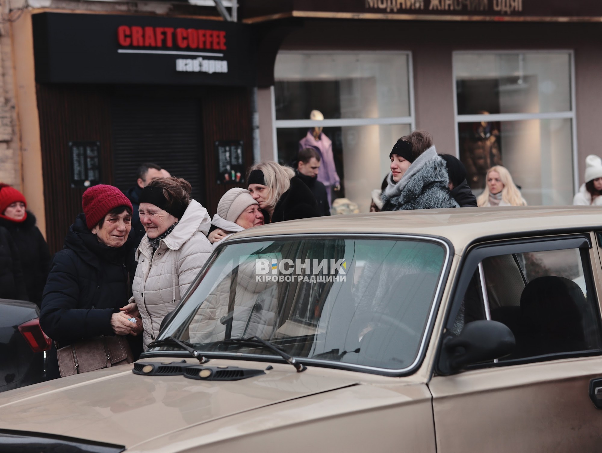 Кропивницький попрощався з п’ятьма захисниками України Кропивницький попрощався з п’ятьма захисниками України