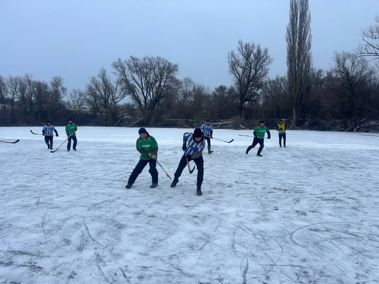 Хокейний турнір у Ясинуватці на Кубок пам'яті Героя України Юліана Ступака