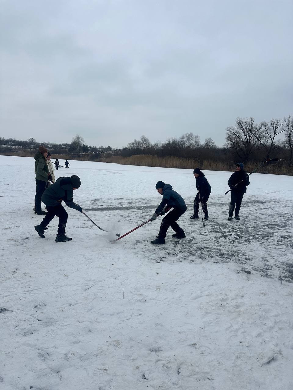Хокейний турнір у Ясинуватці на Кубок пам'яті Героя України Юліана Ступака