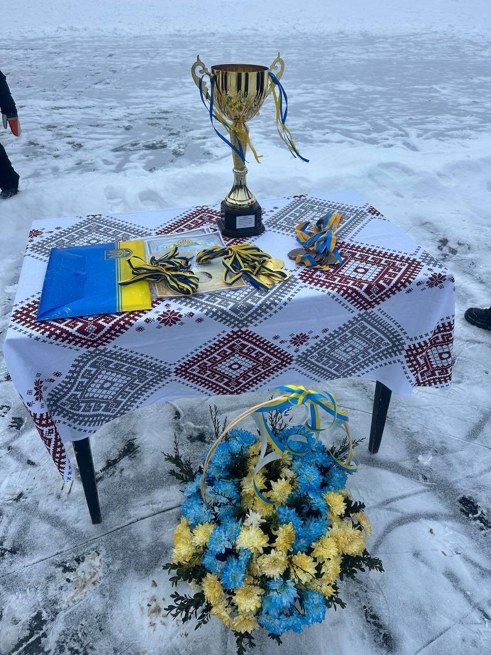 Хокейний турнір у Ясинуватці на Кубок пам'яті Героя України Юліана Ступака