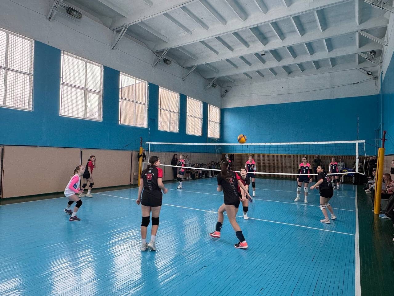 Світловодчанки виграли обласний чемпіонат з волейболу Світловодчанки виграли обласний чемпіонат з волейболу