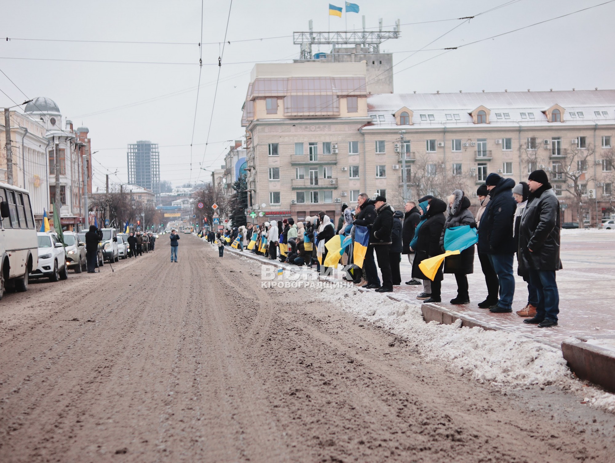 У Кропивницькому відбулася церемонія прощання з трьома захисниками