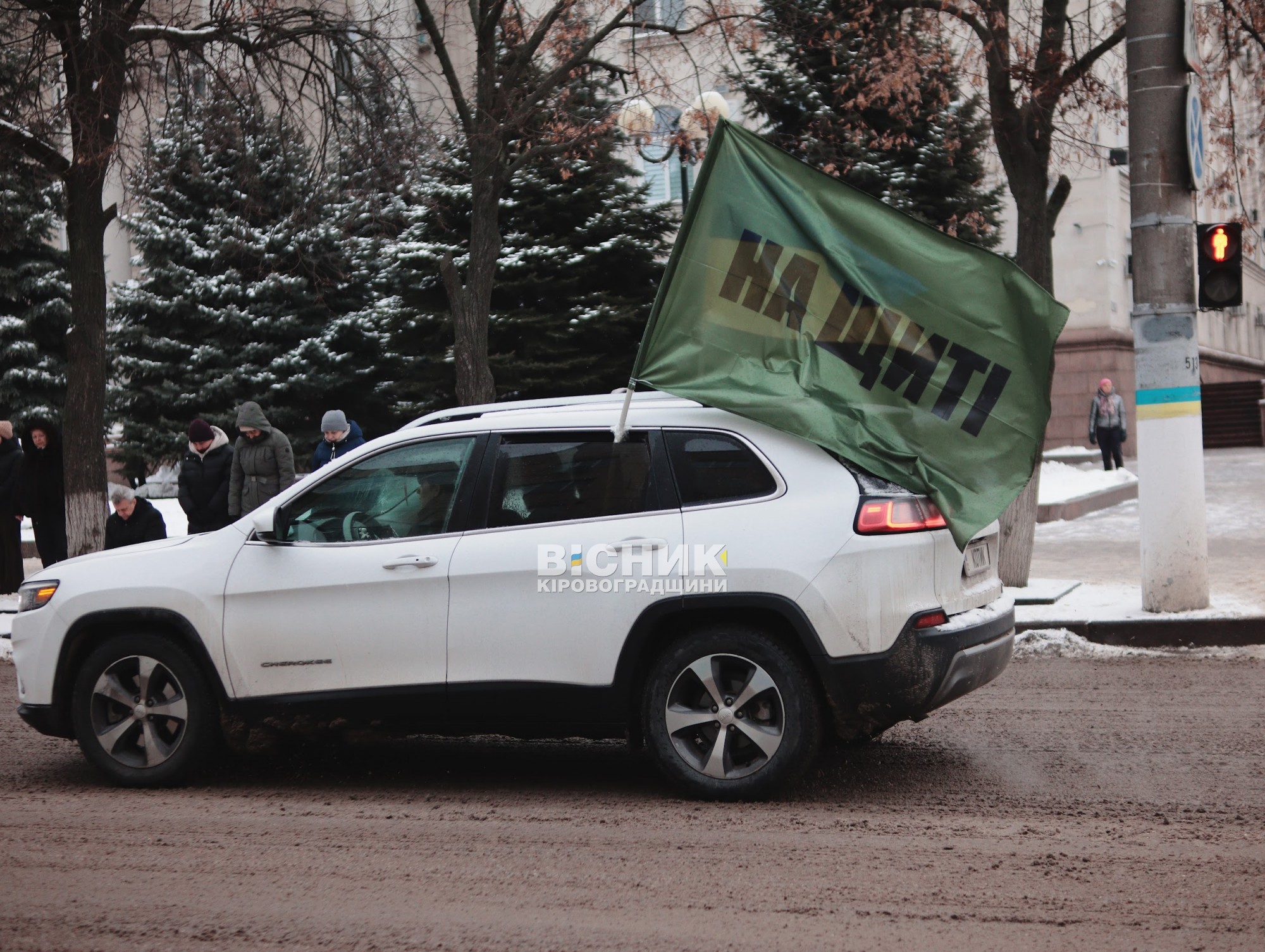 У Кропивницькому відбулася церемонія прощання з трьома захисниками