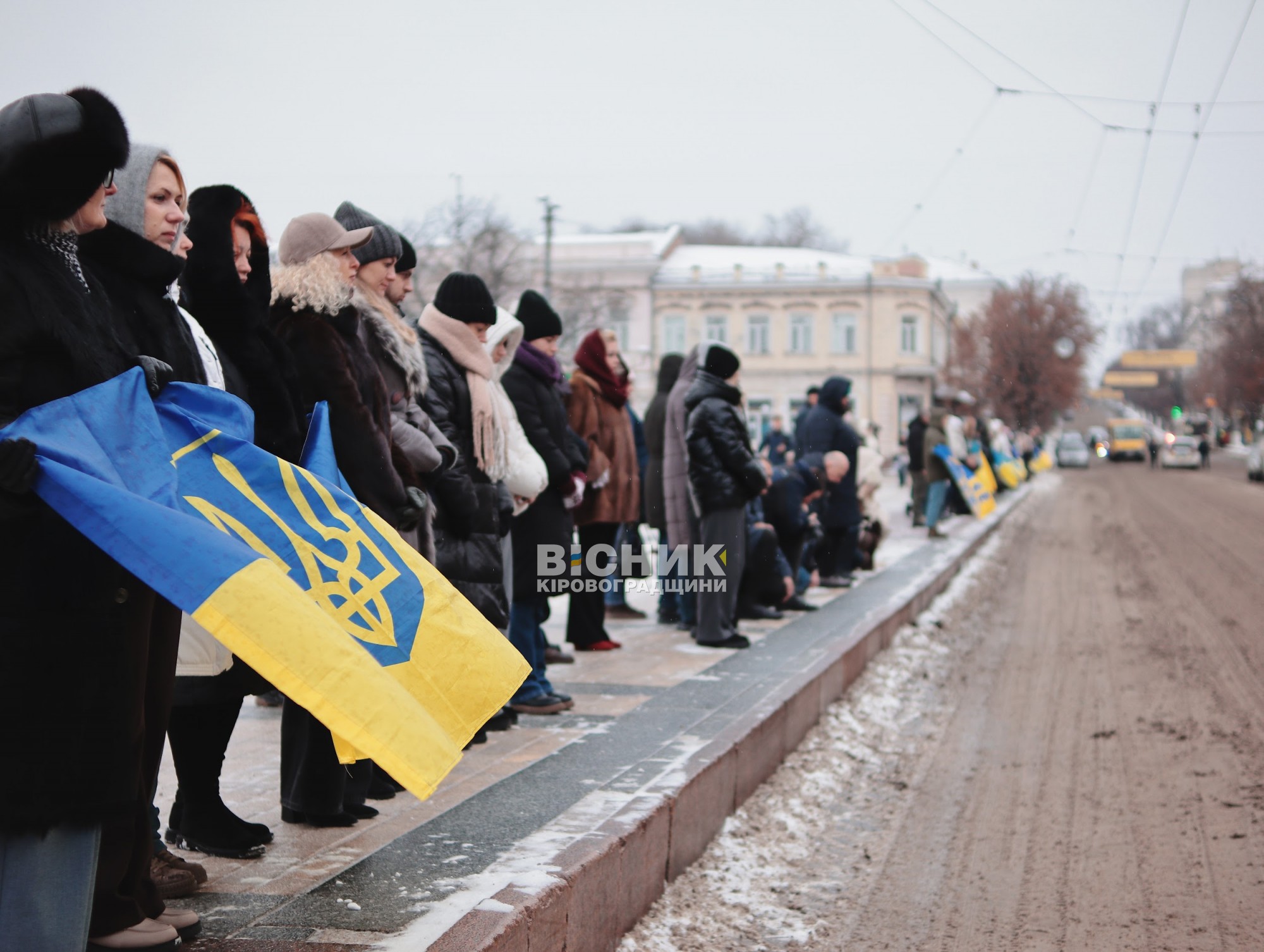 У Кропивницькому відбулася церемонія прощання з трьома захисниками