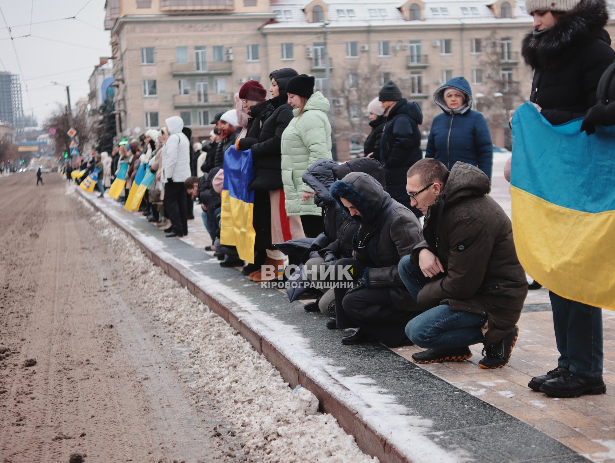 У Кропивницькому відбулася церемонія прощання з трьома захисниками