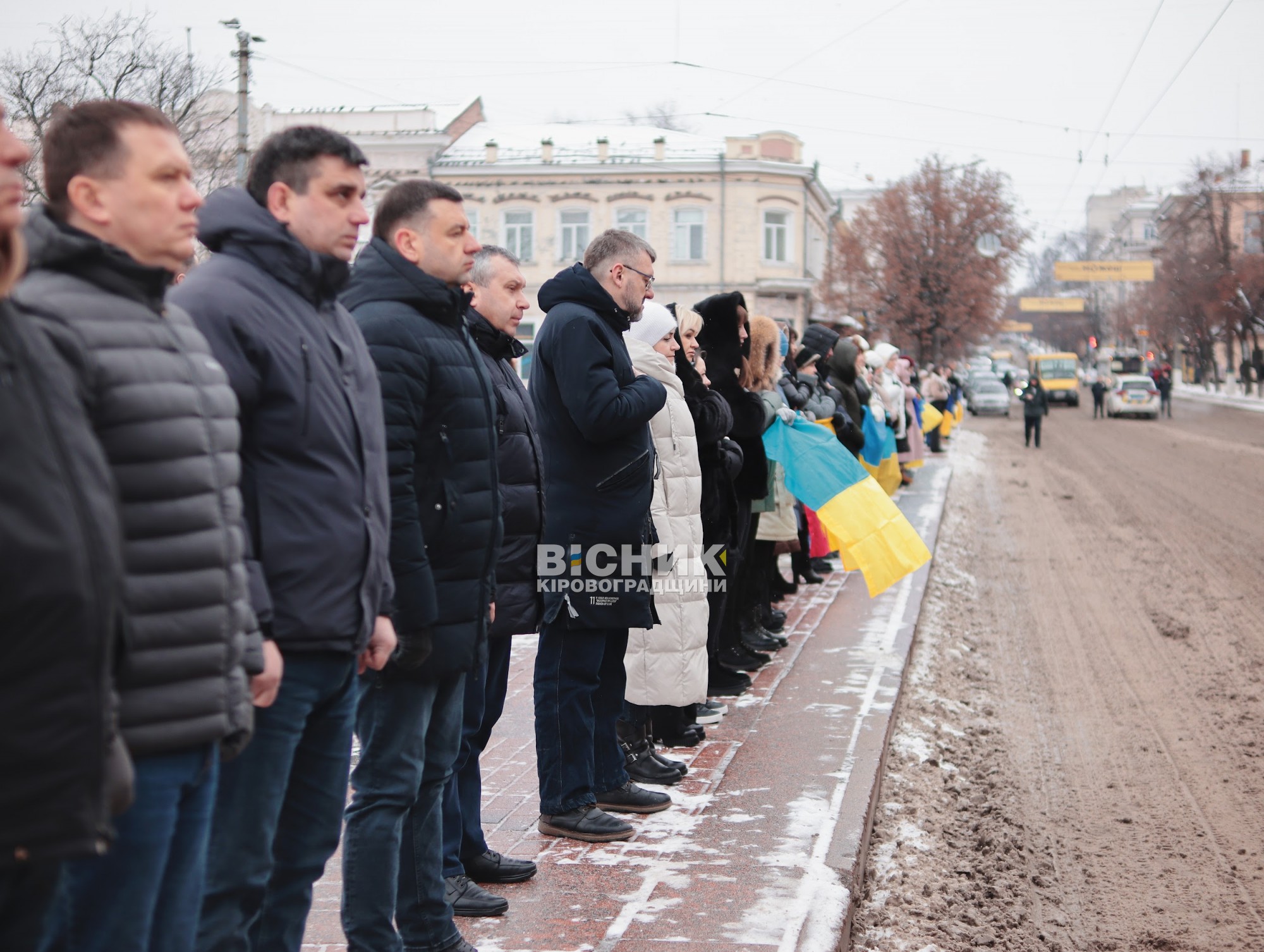 У Кропивницькому відбулася церемонія прощання з трьома захисниками
