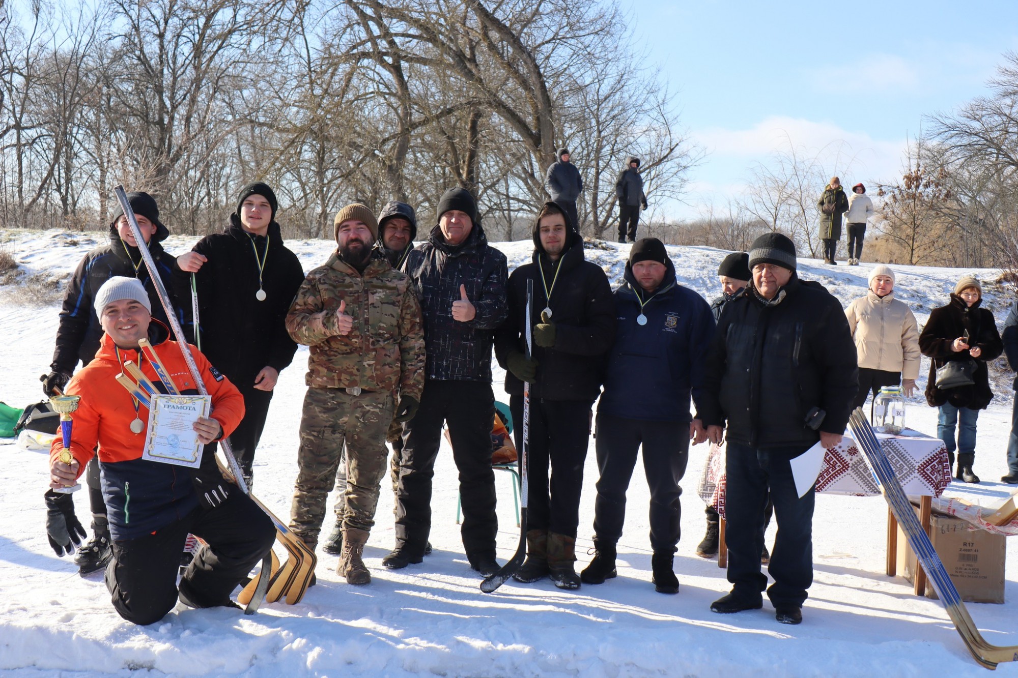 В Онуфріївці відбувся благодійний хокейний турнір