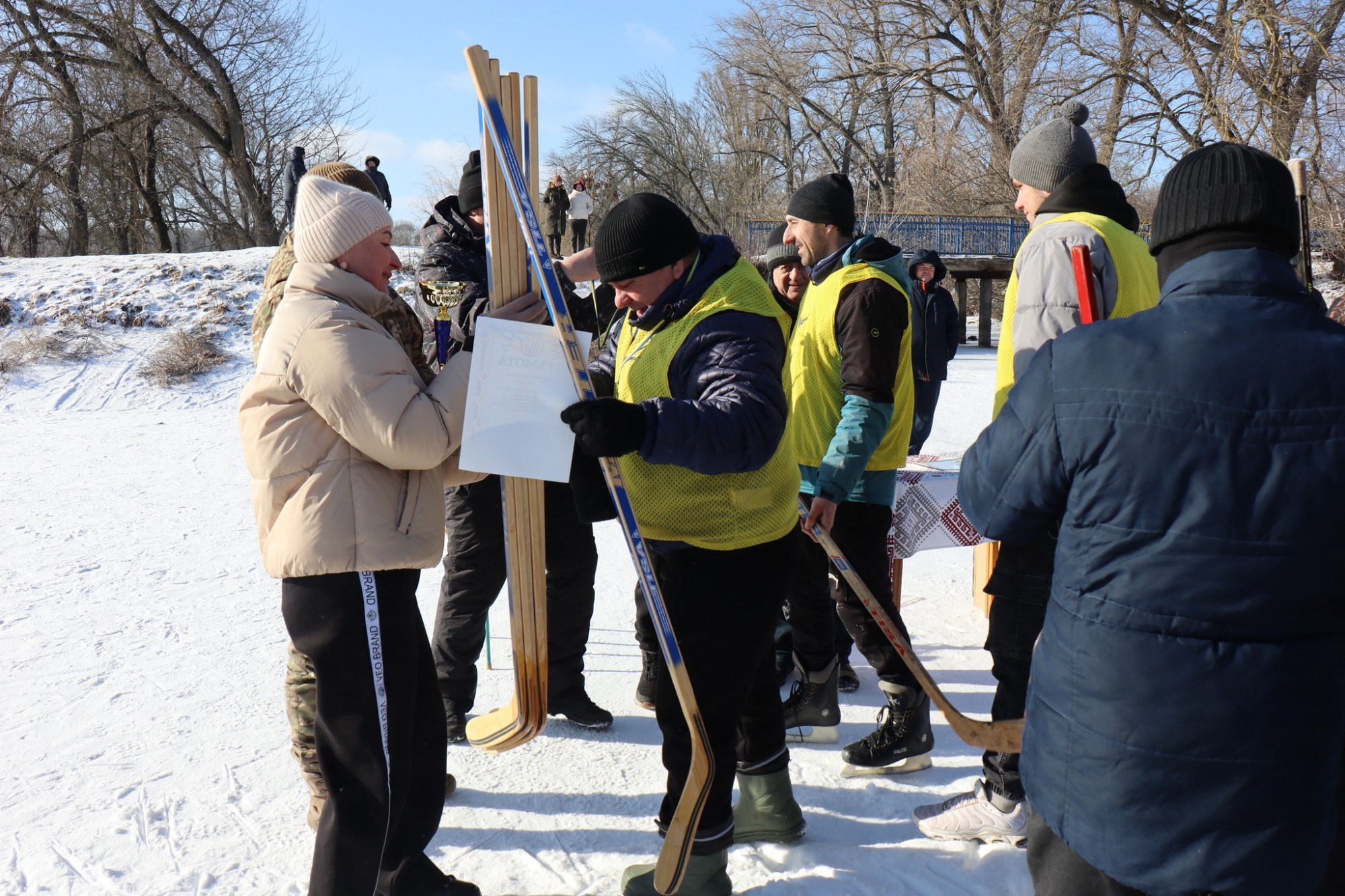 В Онуфріївці відбувся благодійний хокейний турнір