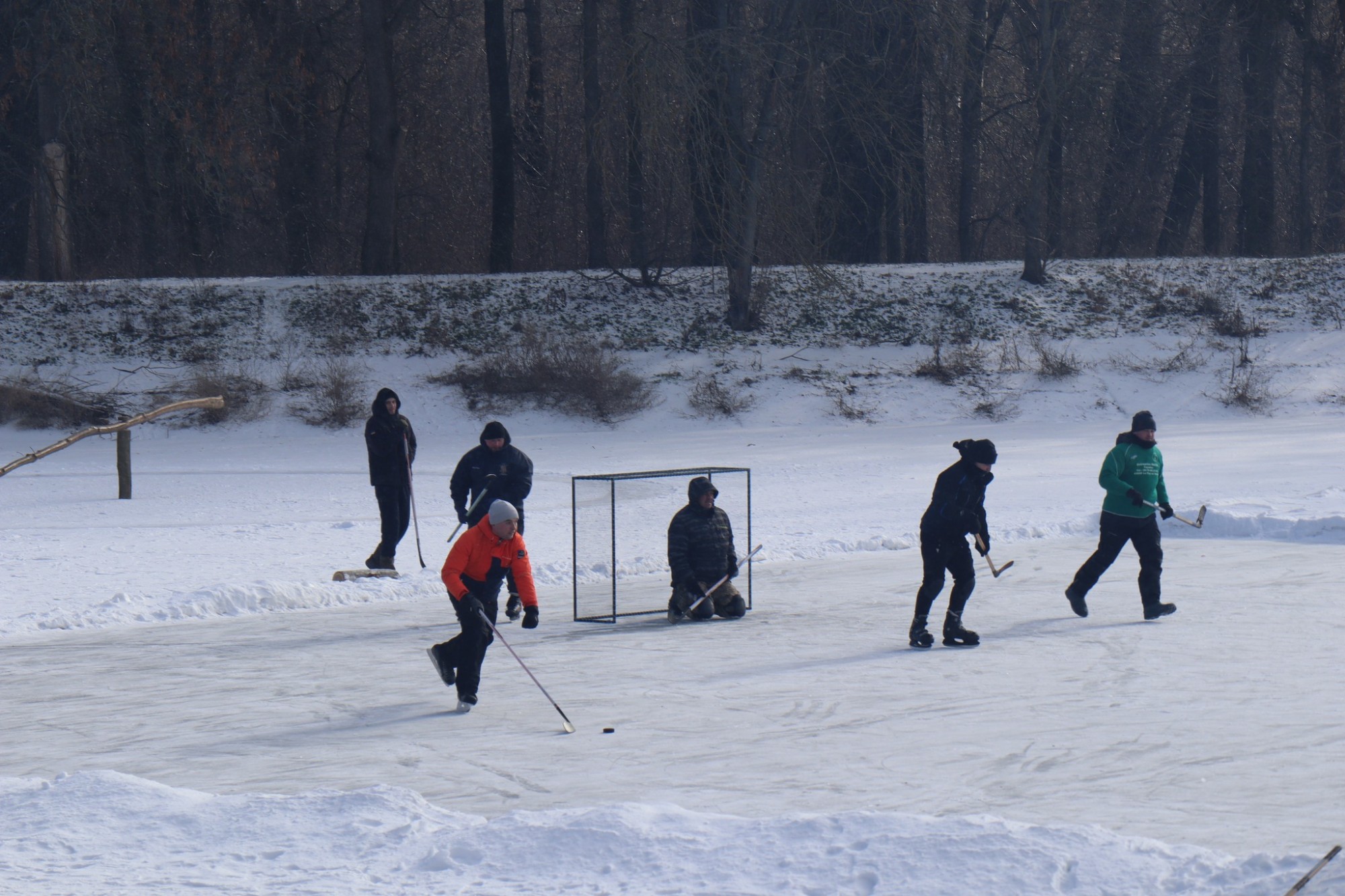 В Онуфріївці відбувся благодійний хокейний турнір