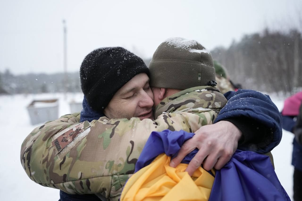 71-й обмін полоненими: Україна визволила 150 військових і 7 цивільних