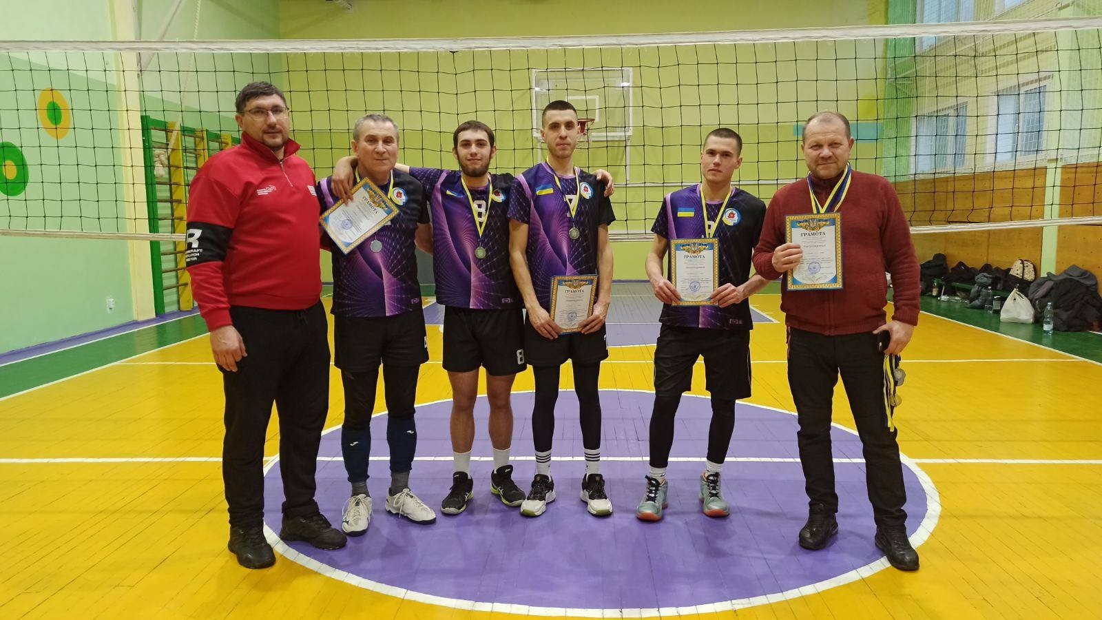 Обласні спортивні ігри серед громад області стартували з чоловічого волейболу