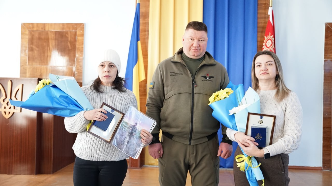 На Кіровоградщині вручили державні нагороди родинам загиблих захисників
