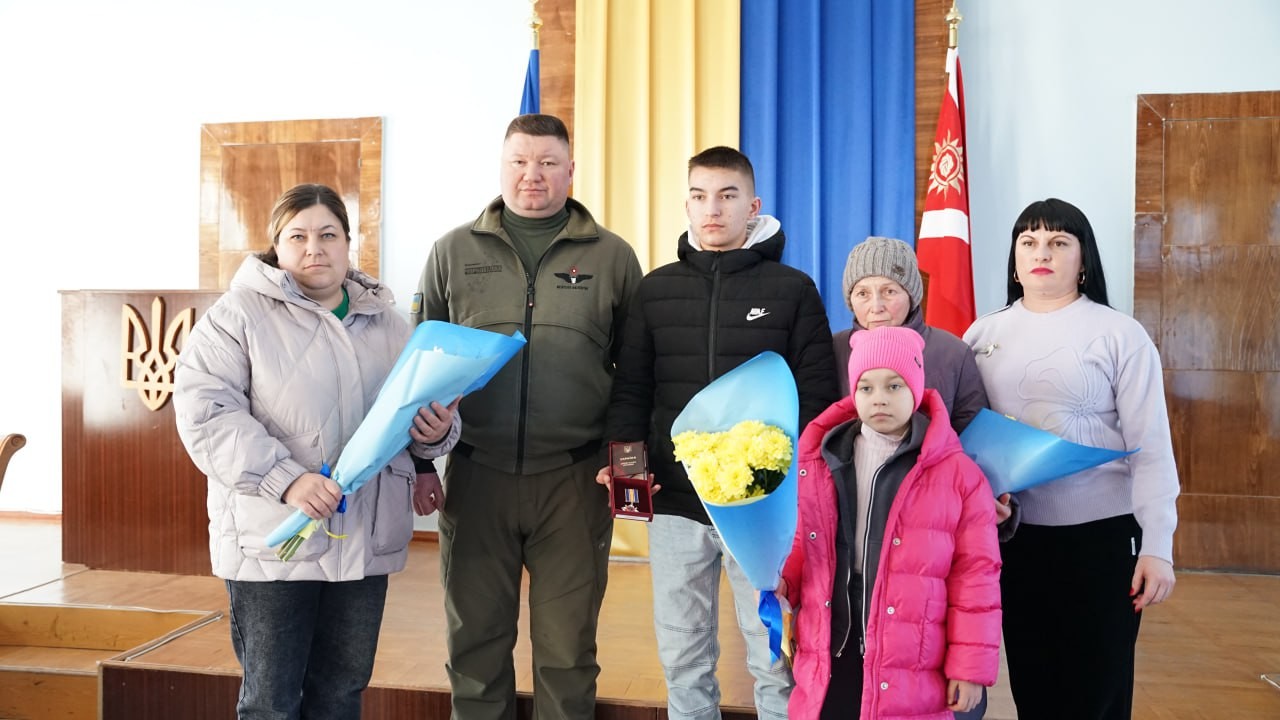 На Кіровоградщині вручили державні нагороди родинам загиблих захисників