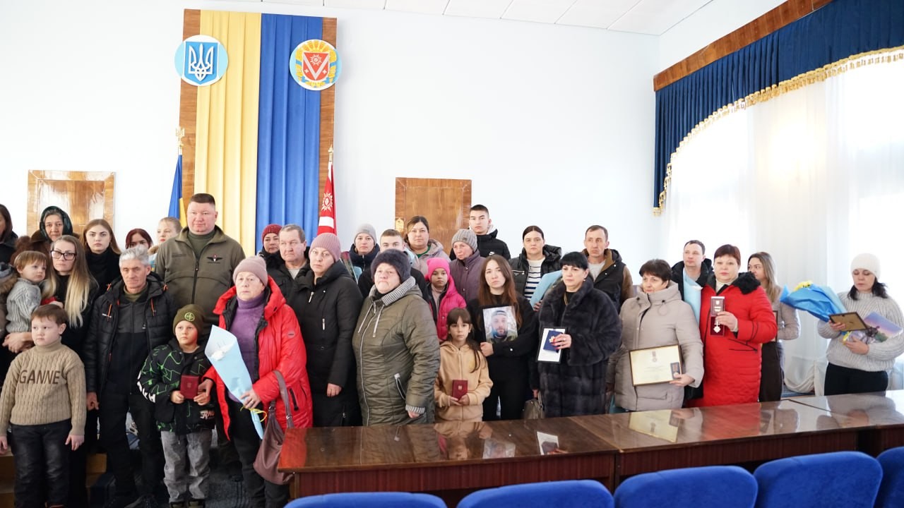 На Кіровоградщині вручили державні нагороди родинам загиблих захисників