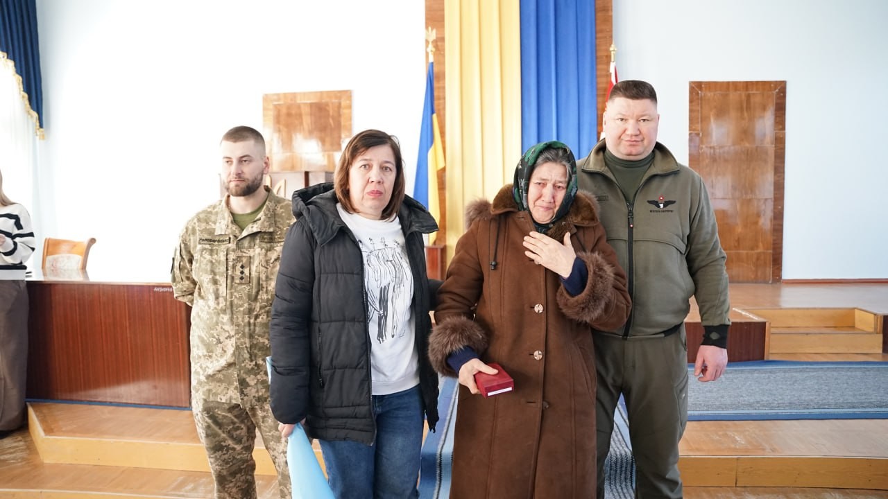 На Кіровоградщині вручили державні нагороди родинам загиблих захисників
