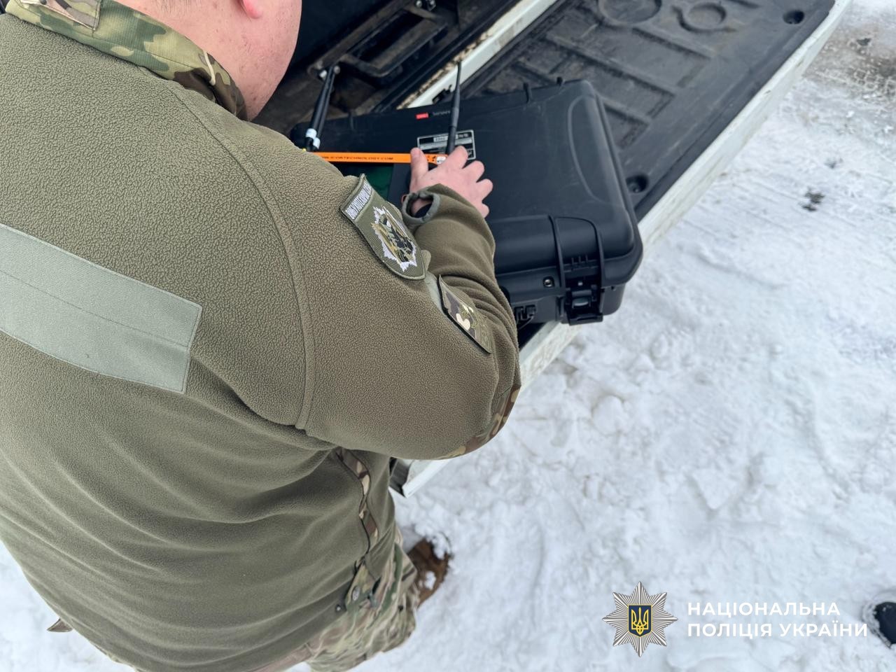 На Кіровоградщині вибухотехніки знешкодили дрон із запальною сумішшю