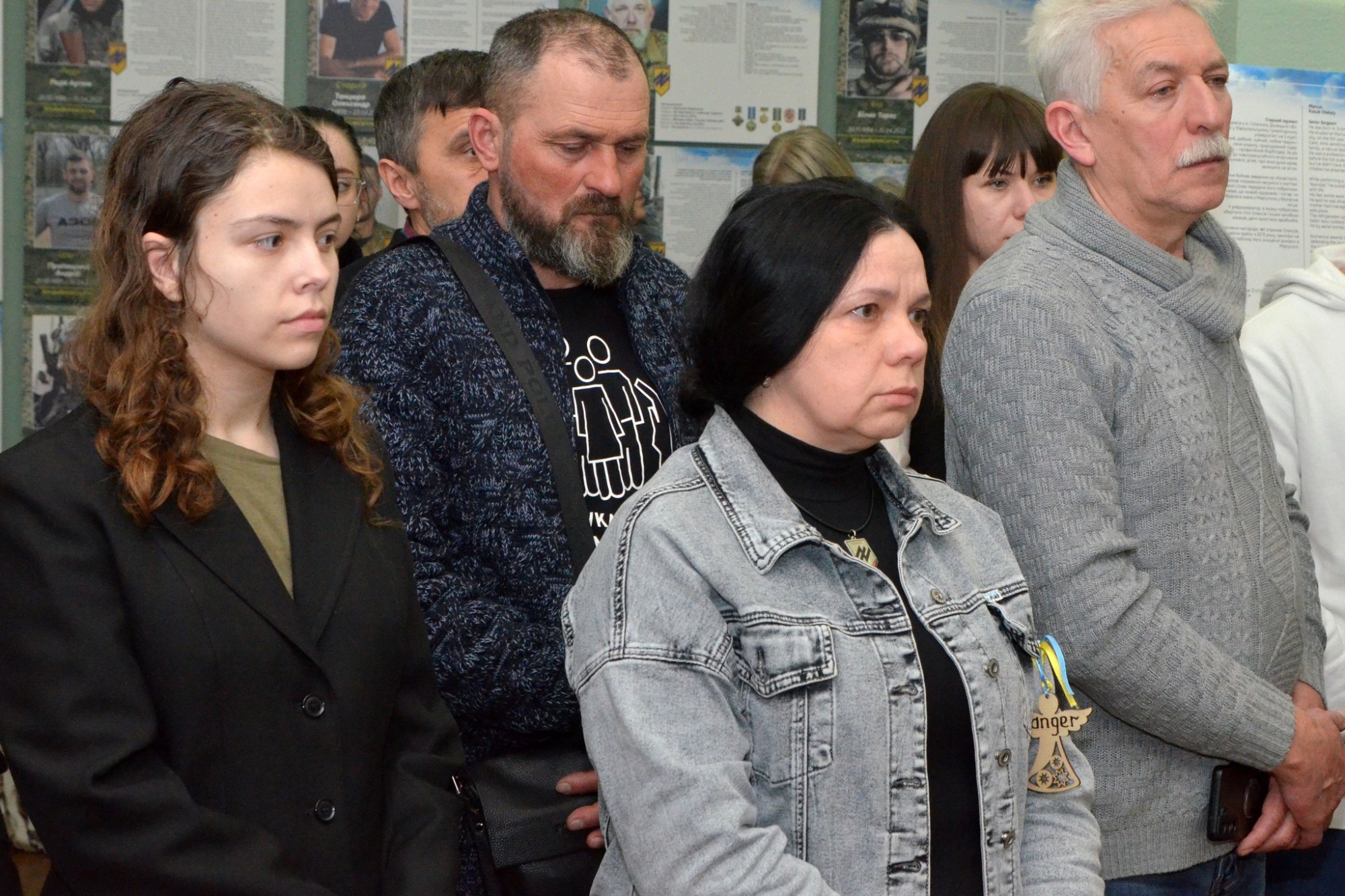 У Кропивницькому відкрили меморіальну виставку «Азов. Янголи Маріуполя» У Кропивницькому відкрили меморіальну виставку «Азов. Янголи Маріуполя»