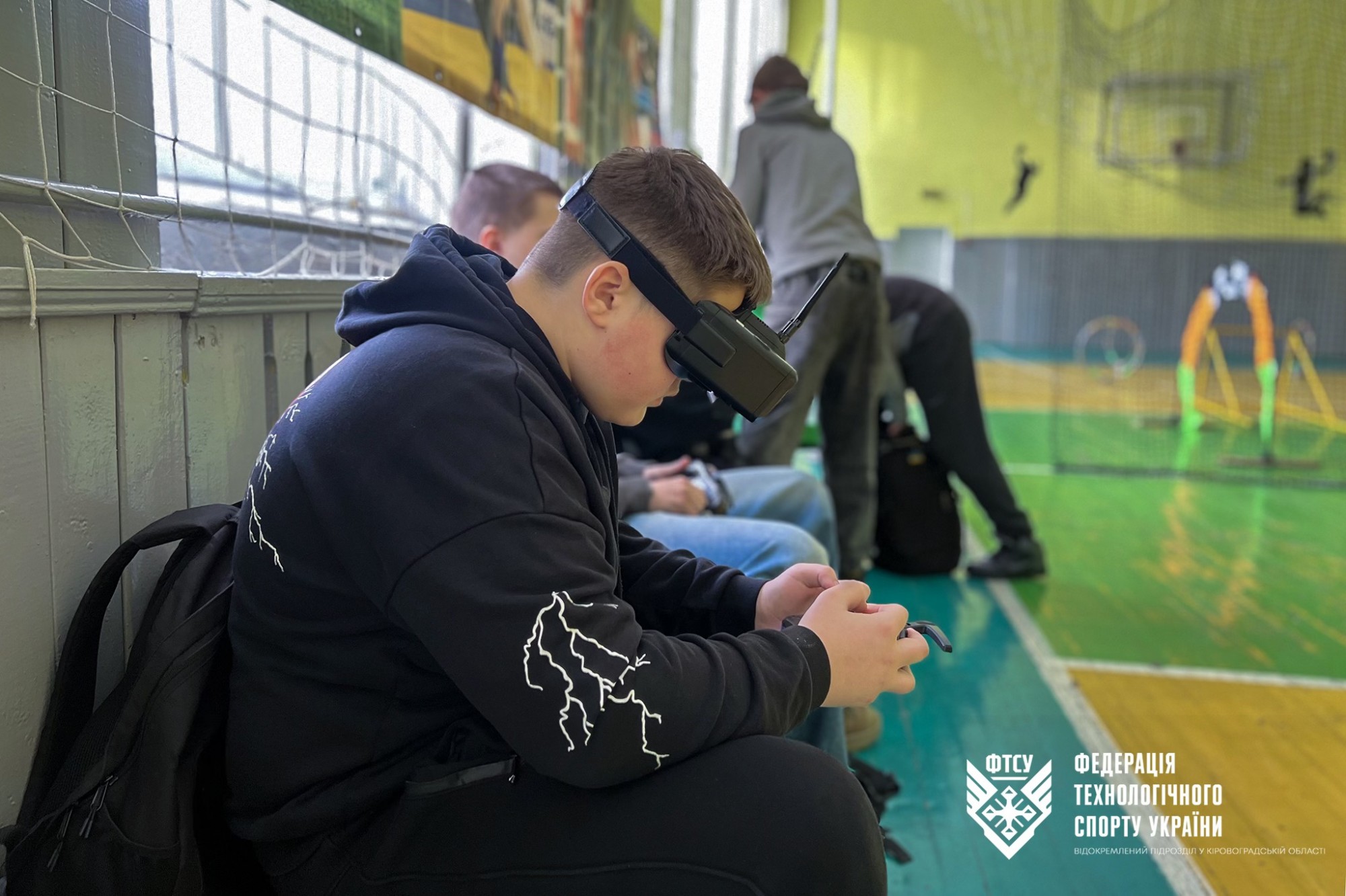 Турнір із перегонів FPV-дронів серед дітей та молоді відбувся у Малій Висці Турнір із перегонів FPV-дронів серед дітей та молоді відбувся у Малій Висці