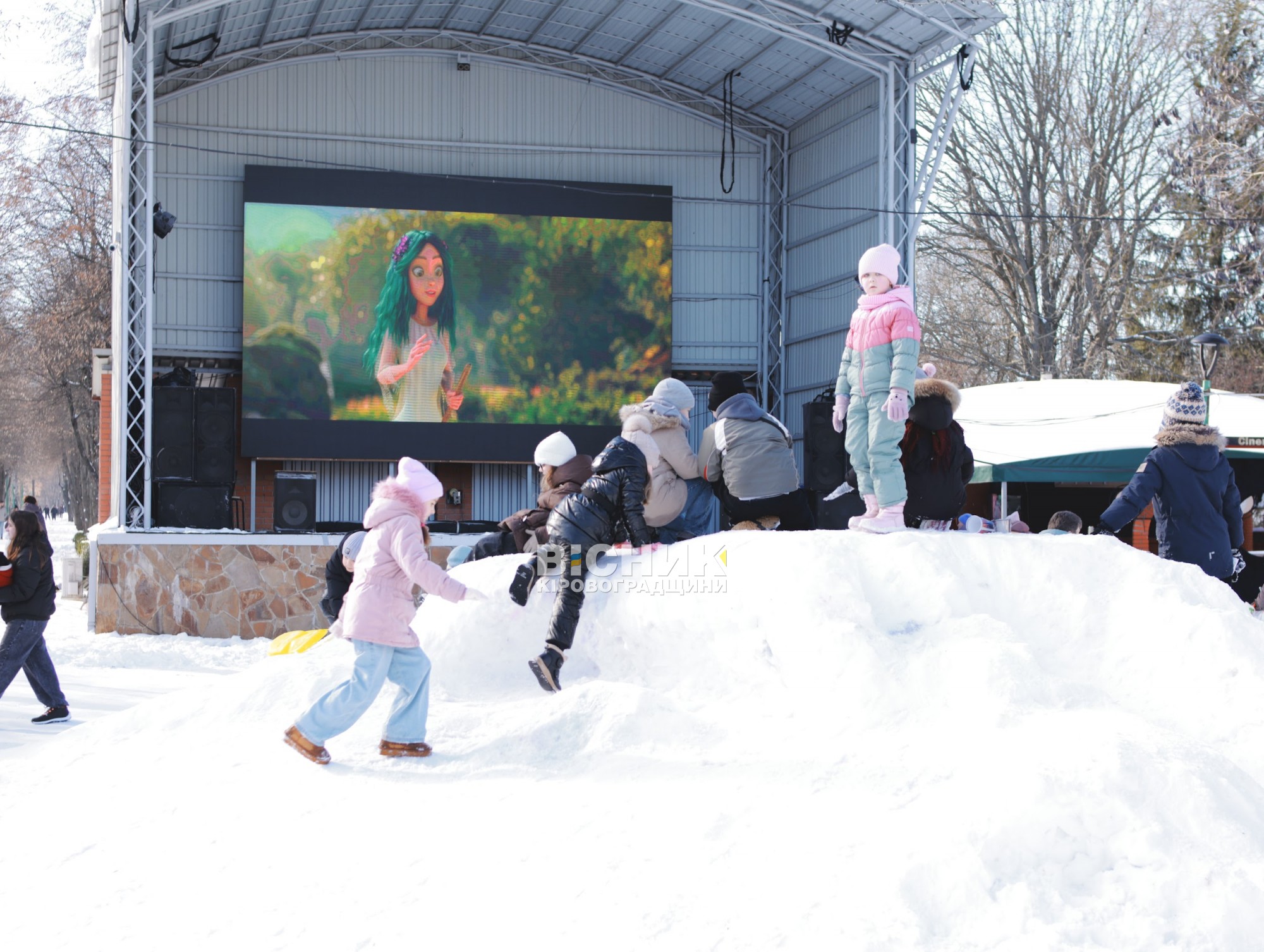 У Кропивницькому проводжали зиму: Колодій у Дендропарку У Кропивницькому проводжали зиму: Колодій у Дендропарку