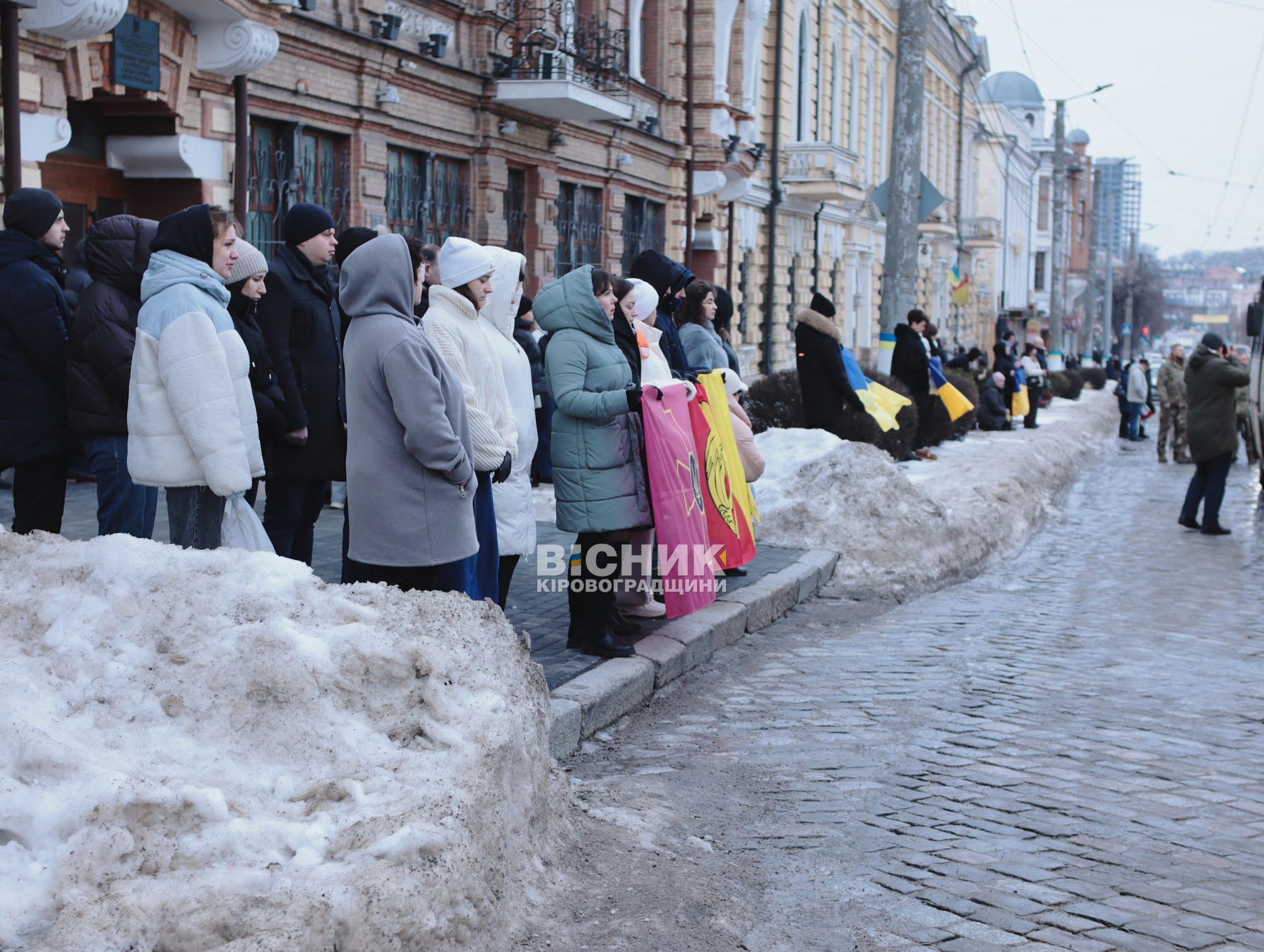 У Кропивницькому відбулася церемонія прощання з чотирма полеглими військовими