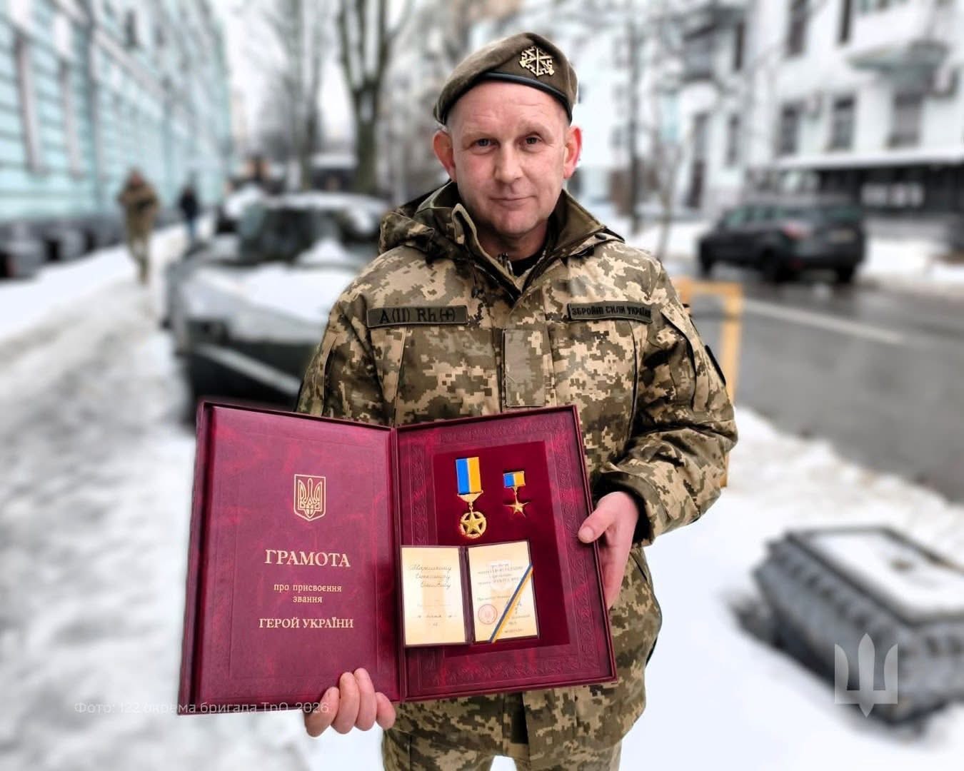 Президент вручив орден "Золота Зірка" уродженцю Заваллівської громади Олександру Марецькому